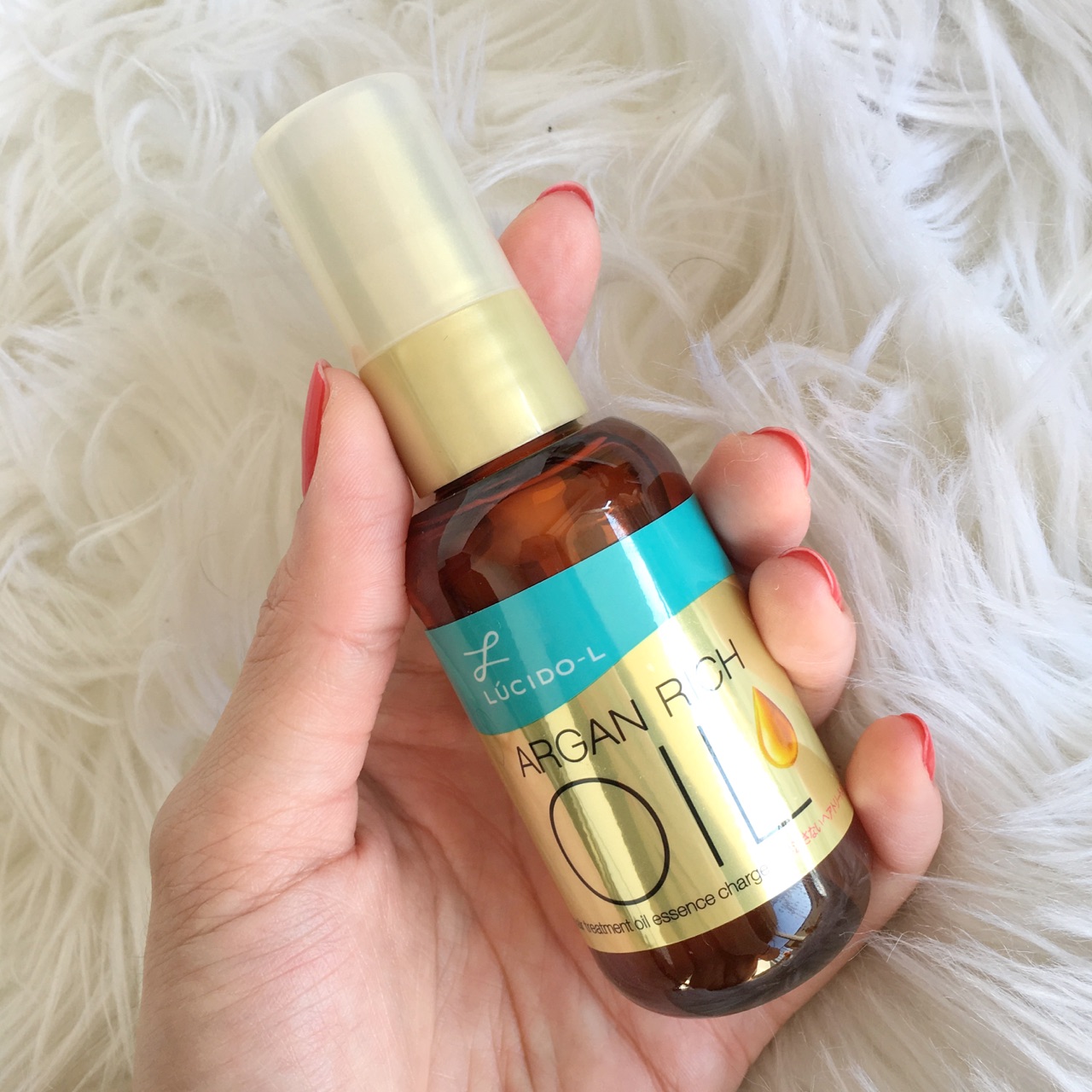 7 Ways to Use Argan Oil for Hair Fight Frizz Repair and Boost Shine