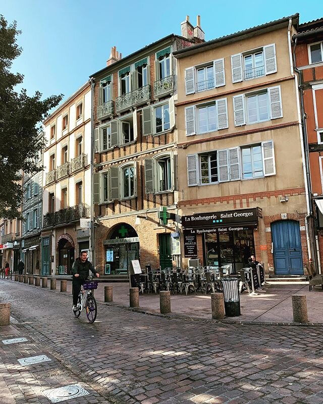 Une de mes rues pr&eacute;f&eacute;r&eacute;e. #toulouse #placesaintgeorges