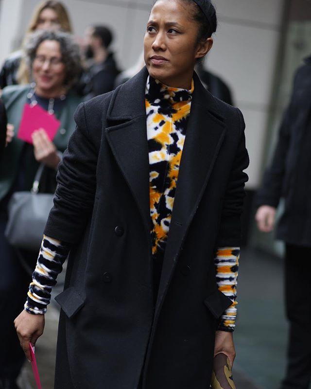 Beautiful way to wear print..#lfw #aw19 📷 shotbysherion