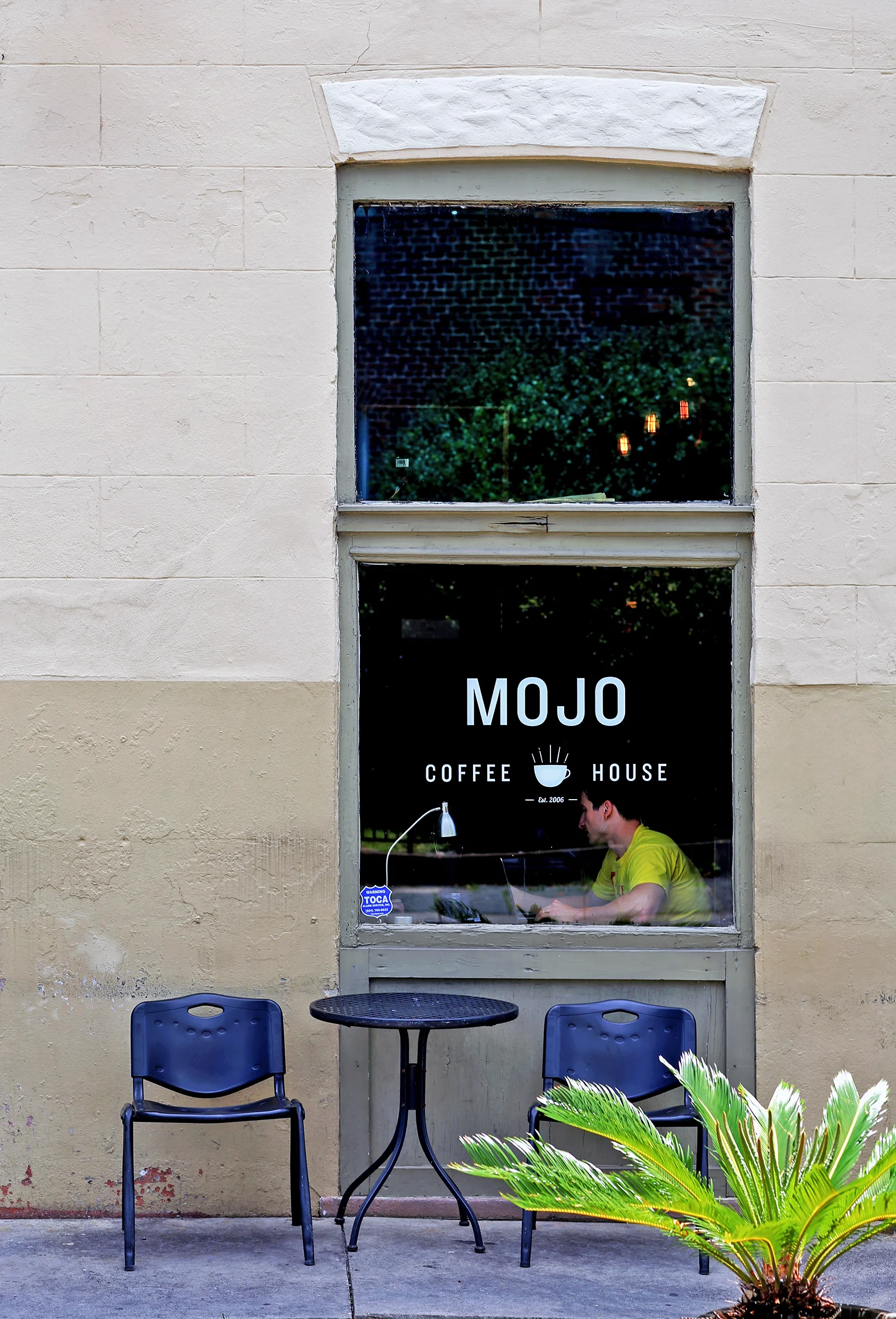 mojo-coffee-house-exterior-2.jpg
