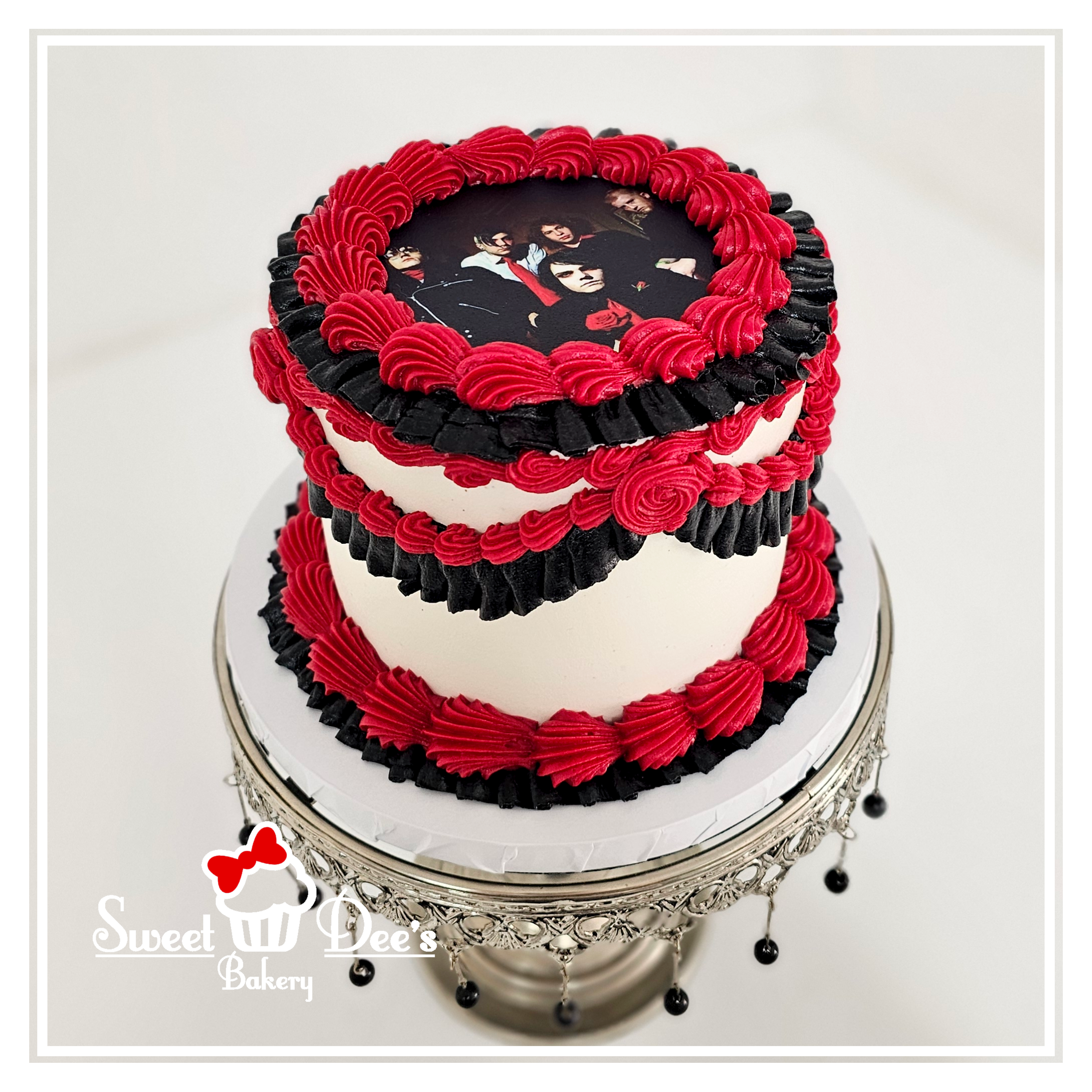 Red, White & Black Lambeth My Chemical Romance cake