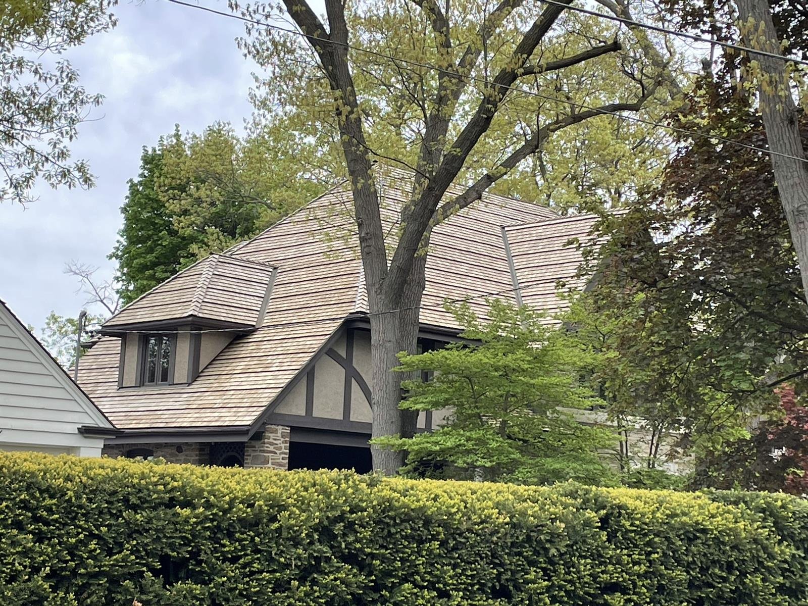 Cedar Roof Cleaning and Treatments (Copy)