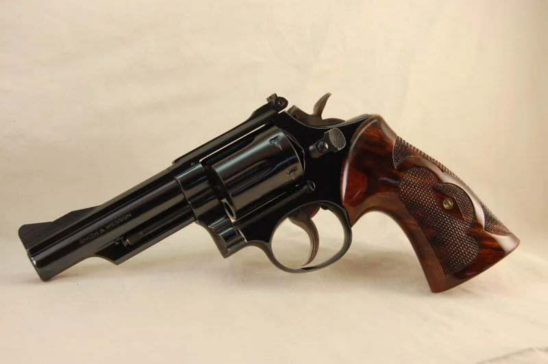 k-frame+roper+wraparound+style+in+black+walnut.jpg
