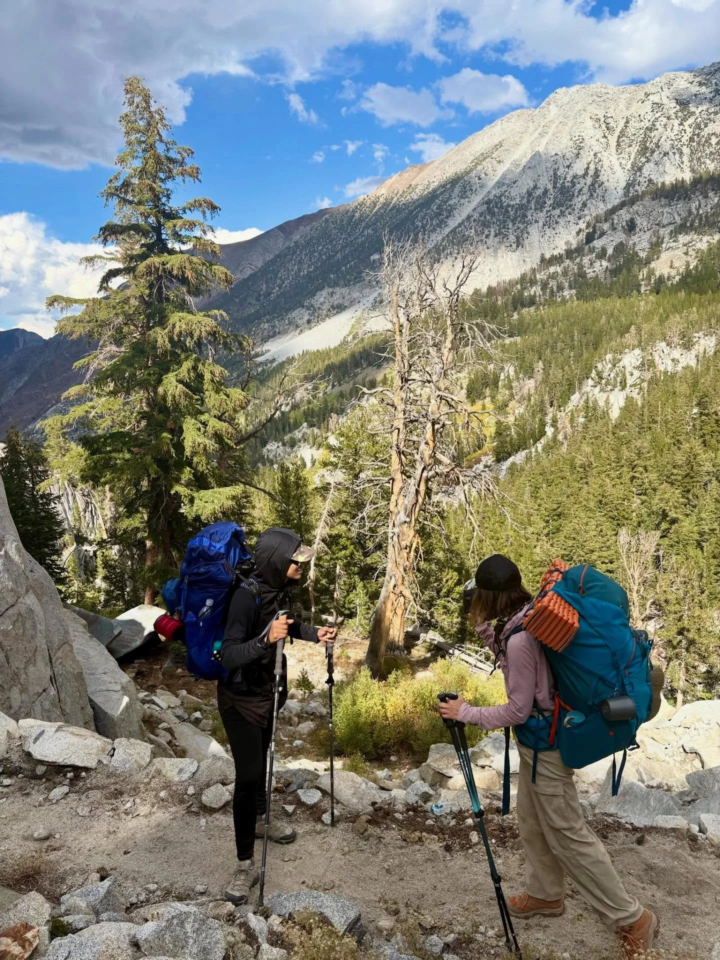 flew to california and spent a few days backpacking in the mountains with my best friends.🧤this trip multiplied my gratitude for my body and the ability to do hard things. still scared of heights but i&rsquo;ve never felt closer to God than when i&r