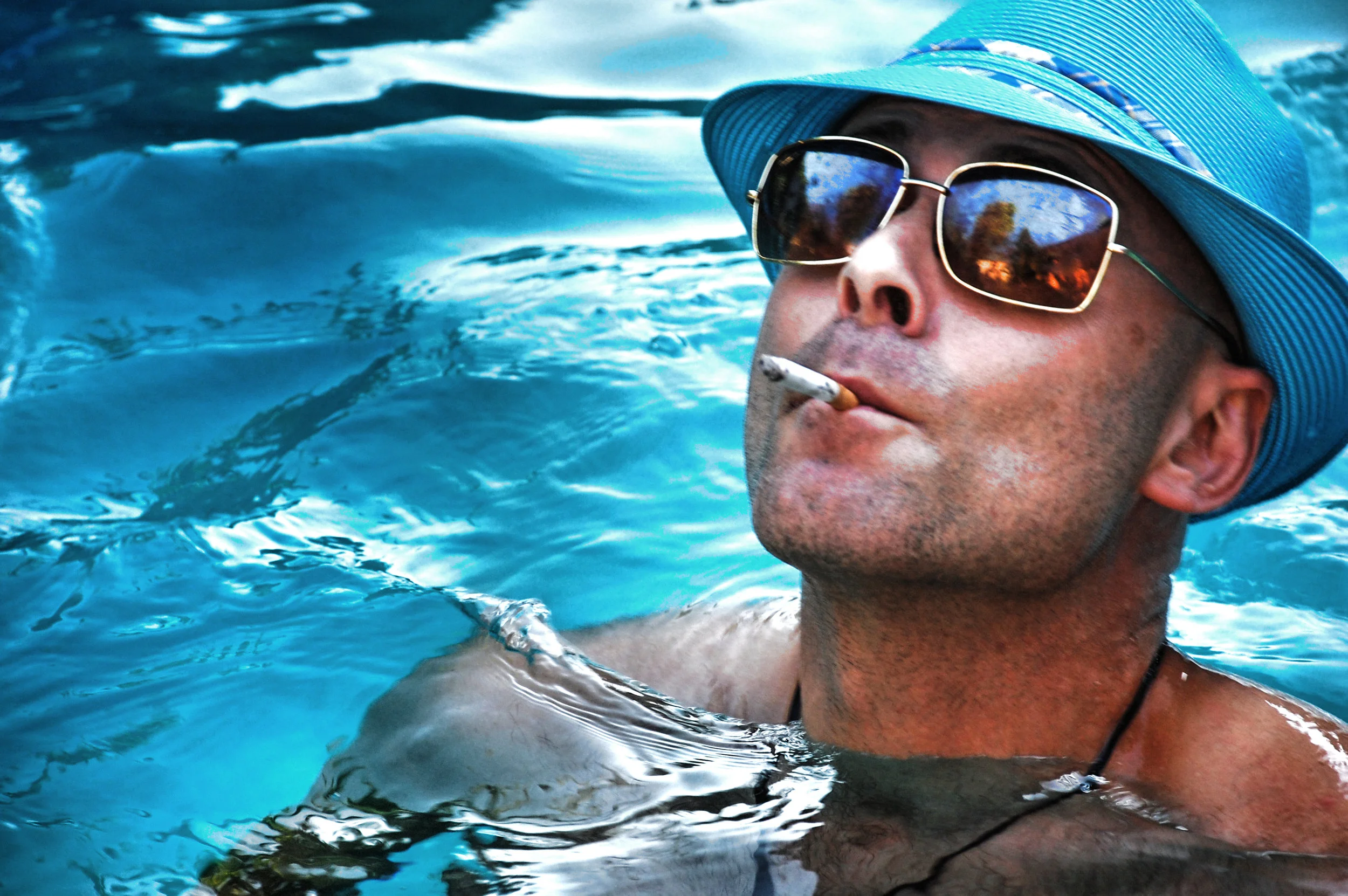 pool smoker lucis.jpg