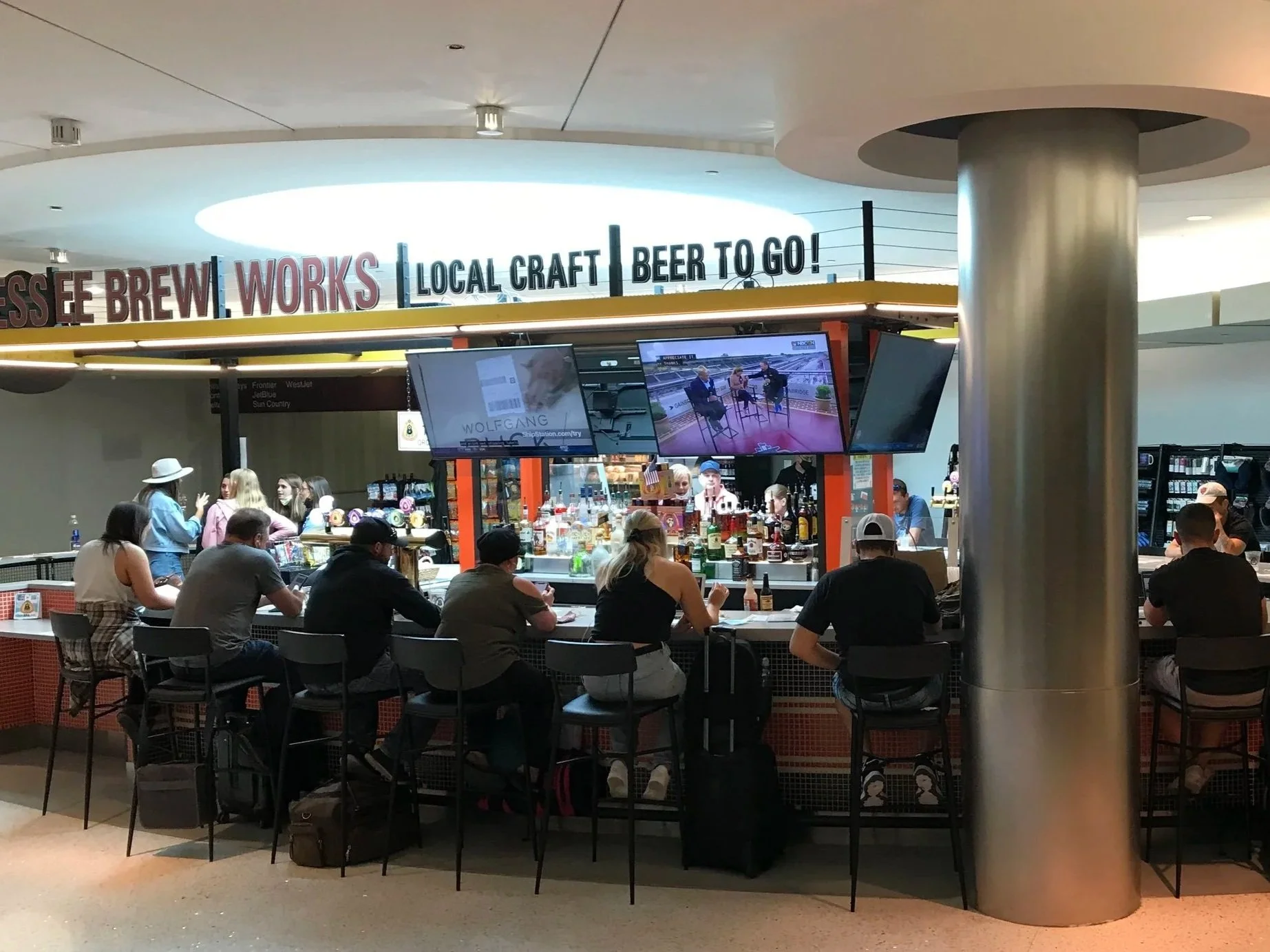 Tennessee Brew Works - Nashville Airport Bar