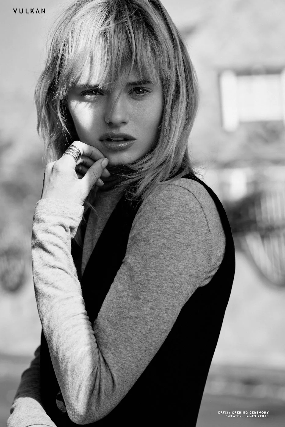  New York editorial styling featuring black and white close-up of model in sleek minimal outfit, photographed by Justin von Oldershausen 