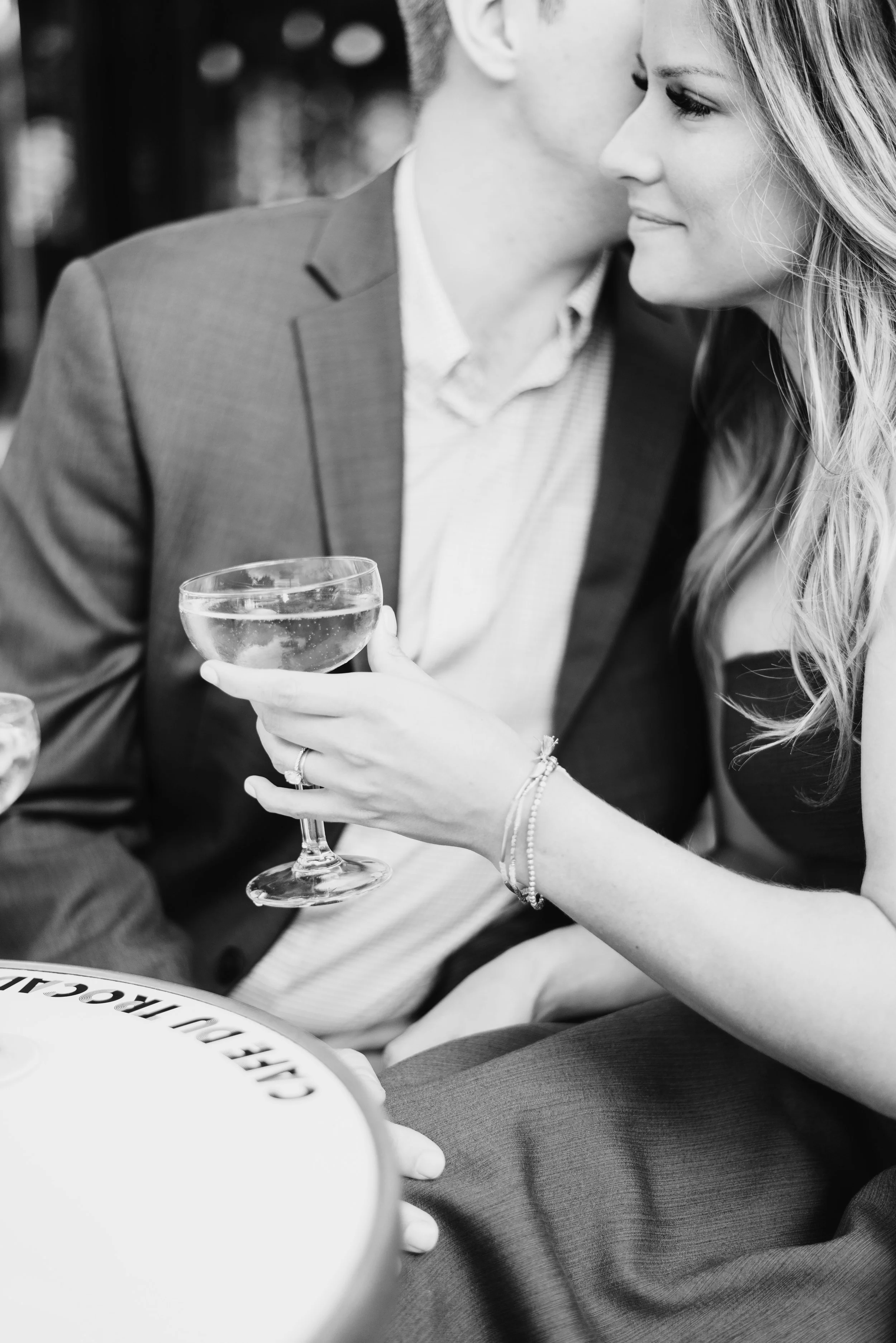 Couple-portrait-session-Paris-EiffelTower-Seine-Cafe143.jpg