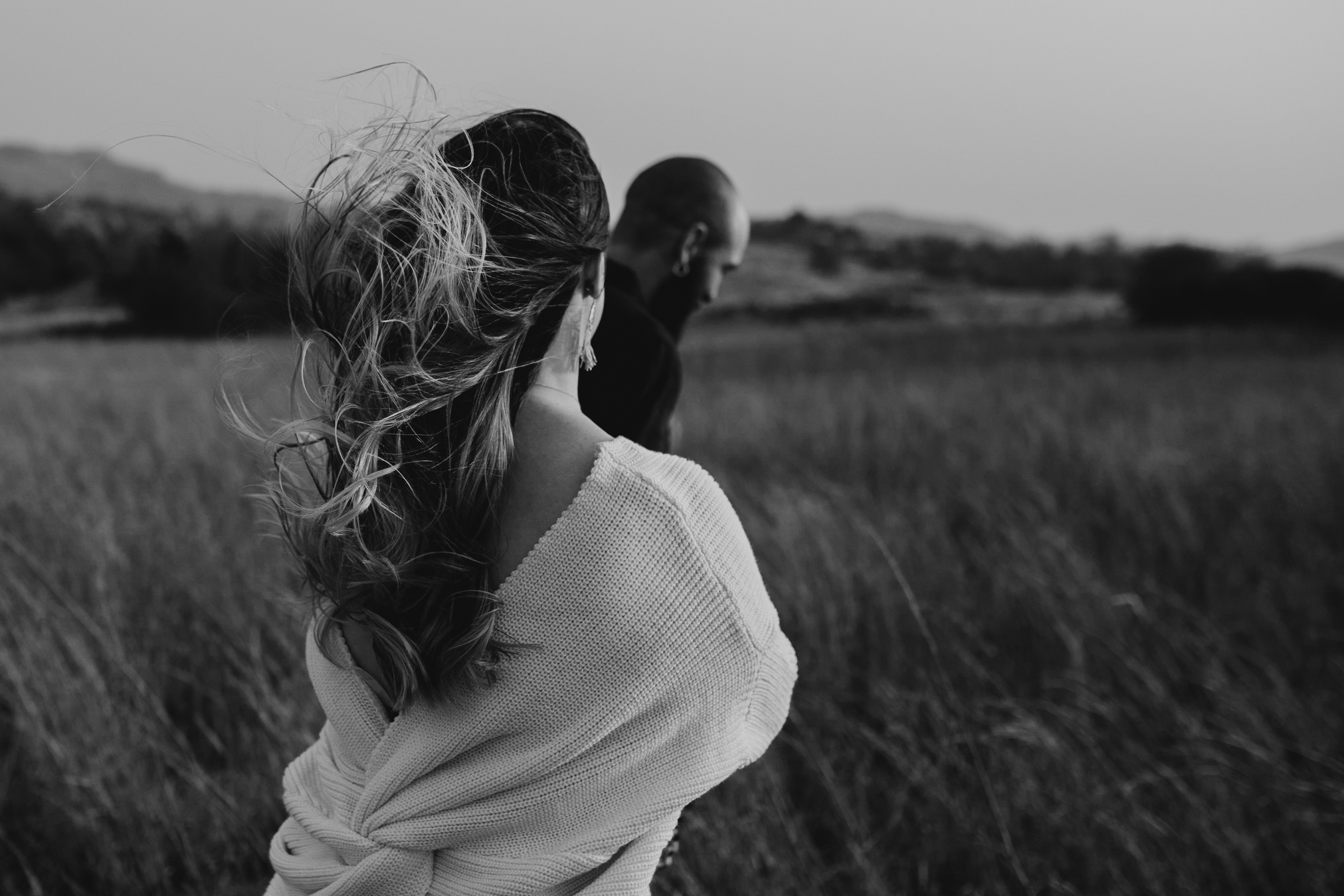 wichita-mountains-adventurous- engagement-session-moth and moonlite photography_025.jpg