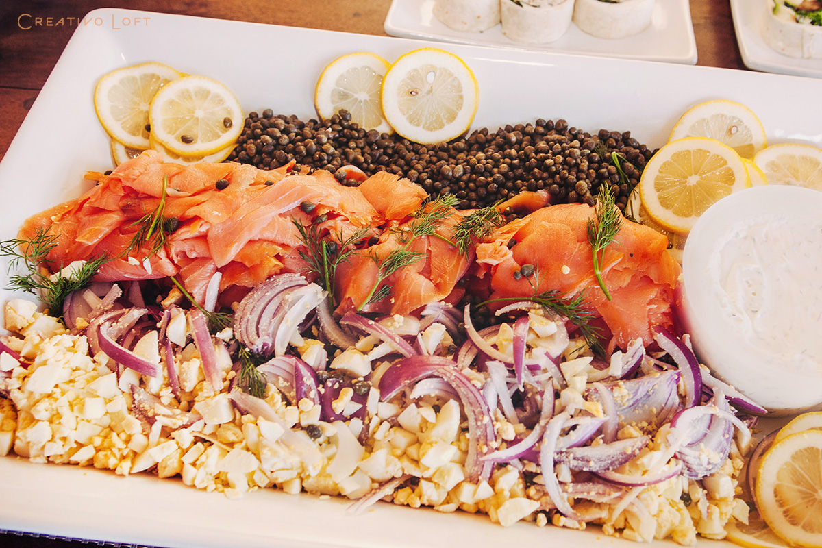 07-Creativo-elopement-brunch-catering-salmon.jpg
