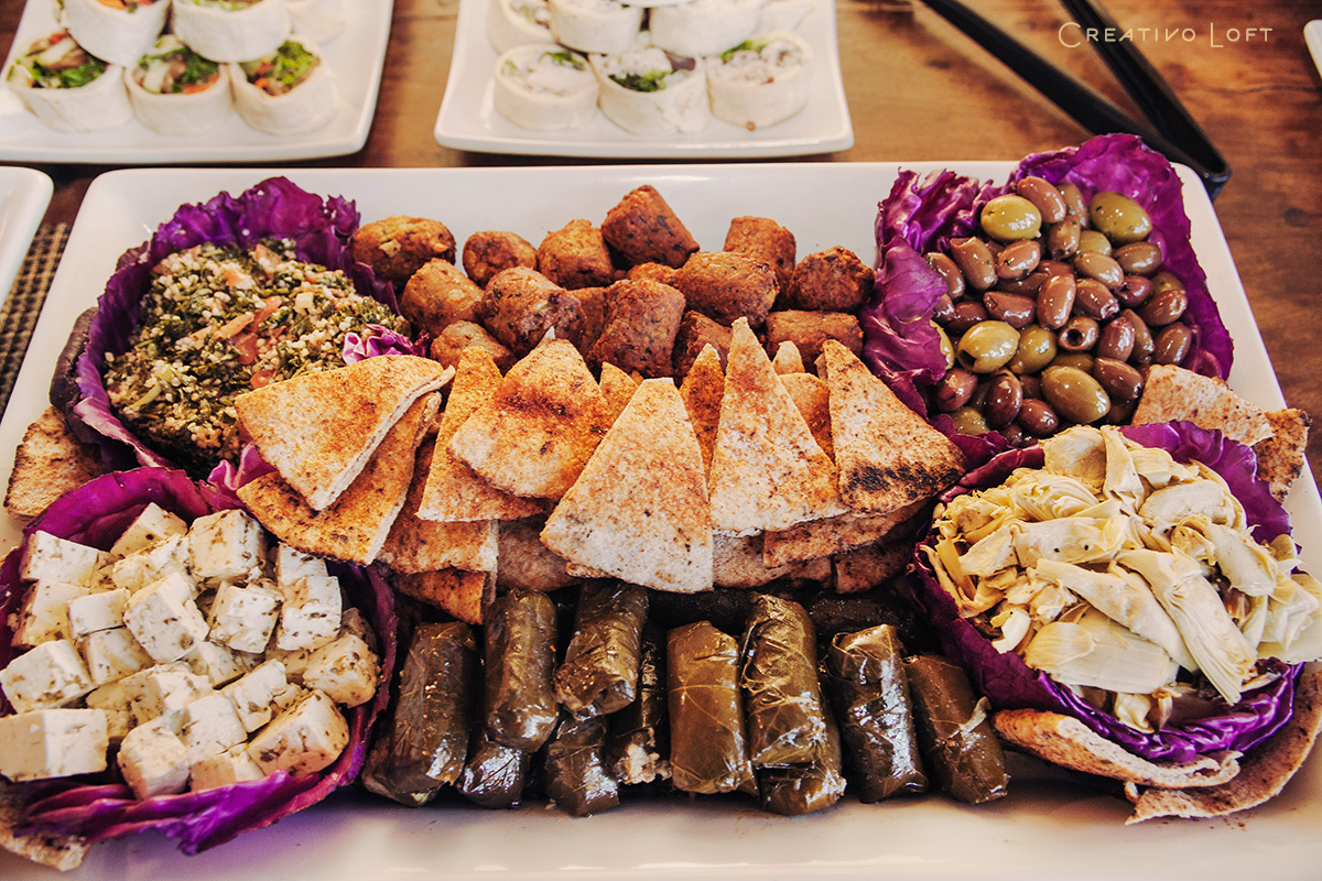 12-Creativo-elopement-package-catering-Mediterranean.jpg