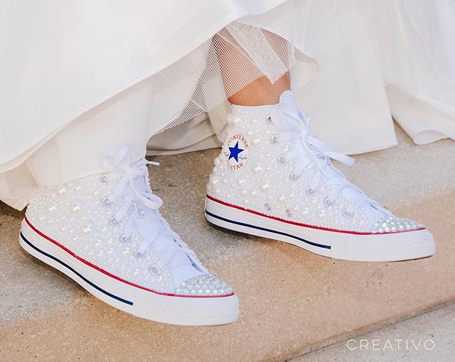 Busy #wedding and #elopement season is about to kick into high gear!  Get your bedazzled sneakers and make tracks to secure your 2019 #chicagoelopement wedding date!