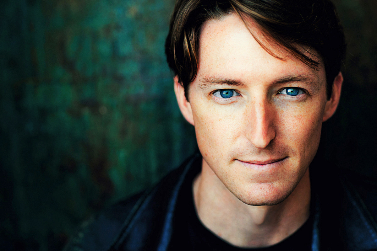 Headshotds_James_DePietro_0138_.jpg