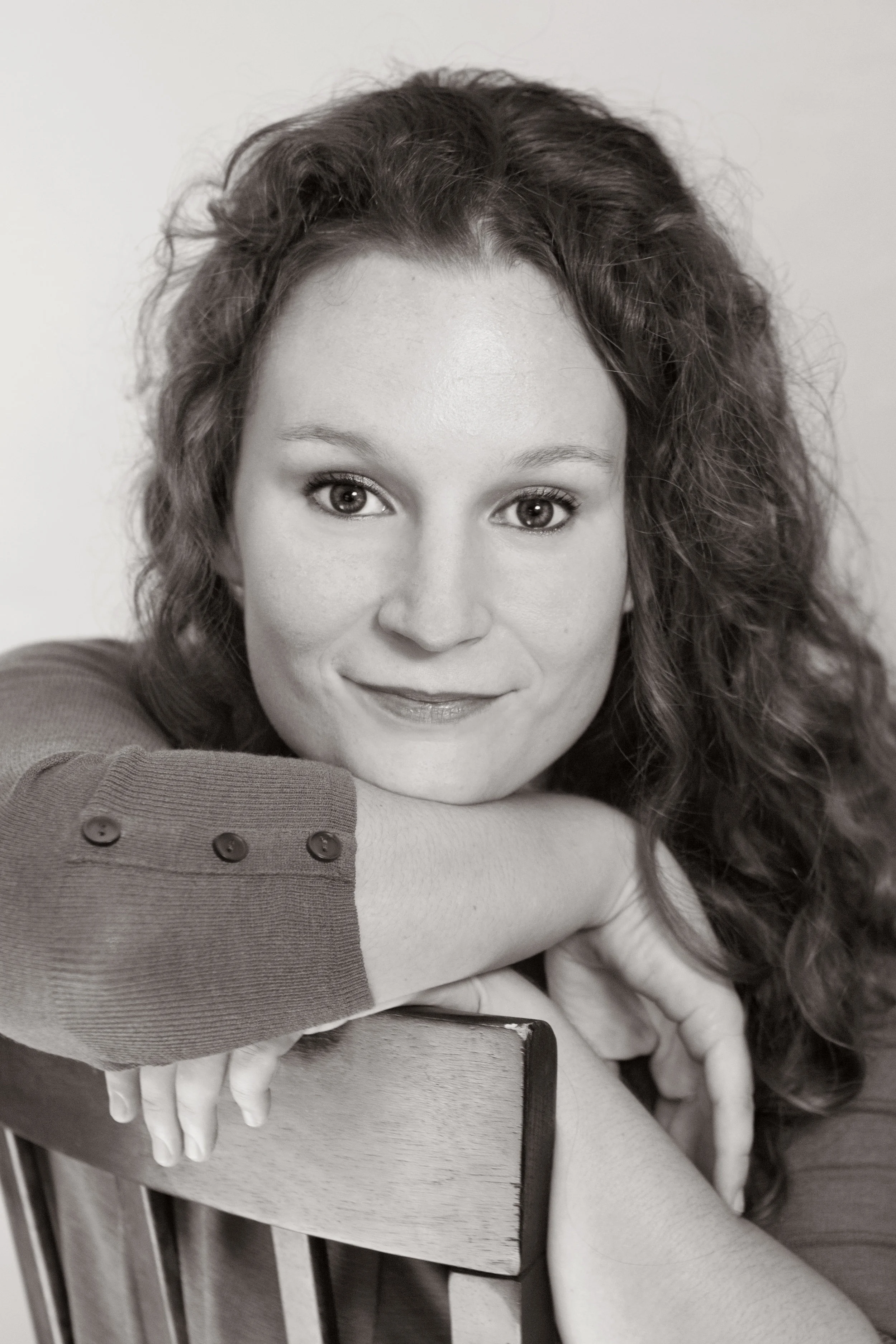 Alisha06bw.jpg