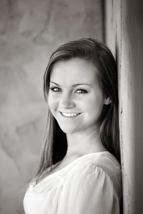 Rachel2012_02bw.jpg
