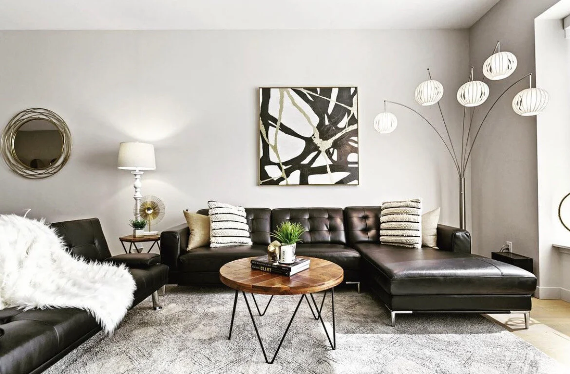 The Do’s and Don’ts of Hanging Pictures