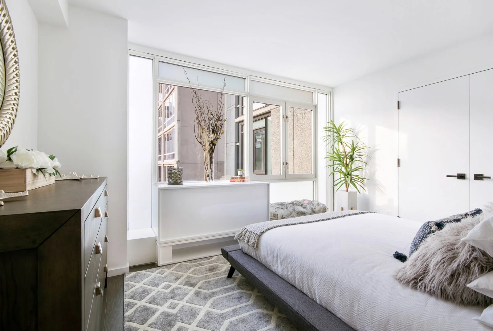 THE CODA BEDROOM.JPG