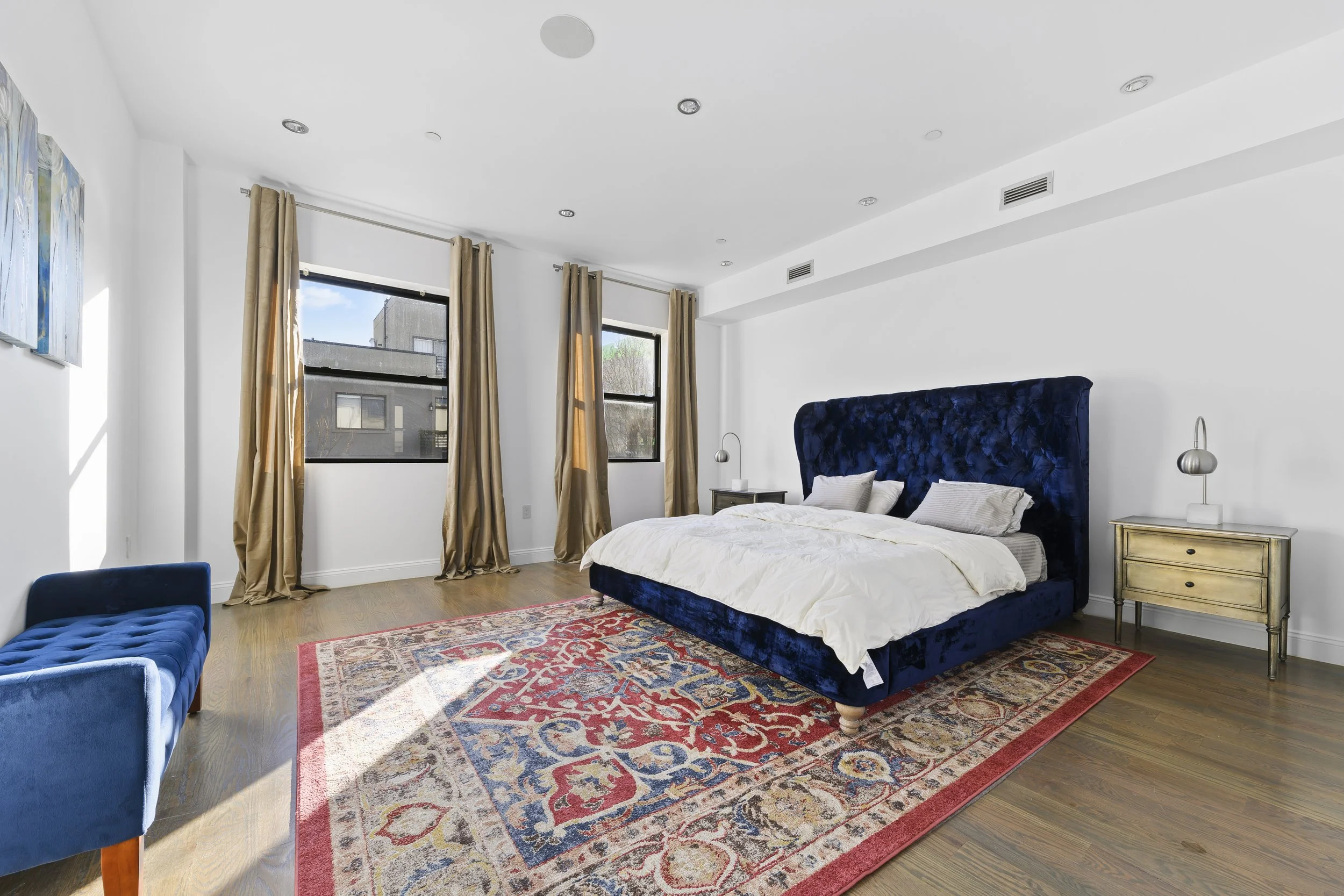 274akosciuszkostreet-bedford-stuyvesantnewyork_sarah_radafshar_douglaselliman_photography_87265715_high_res.JPG