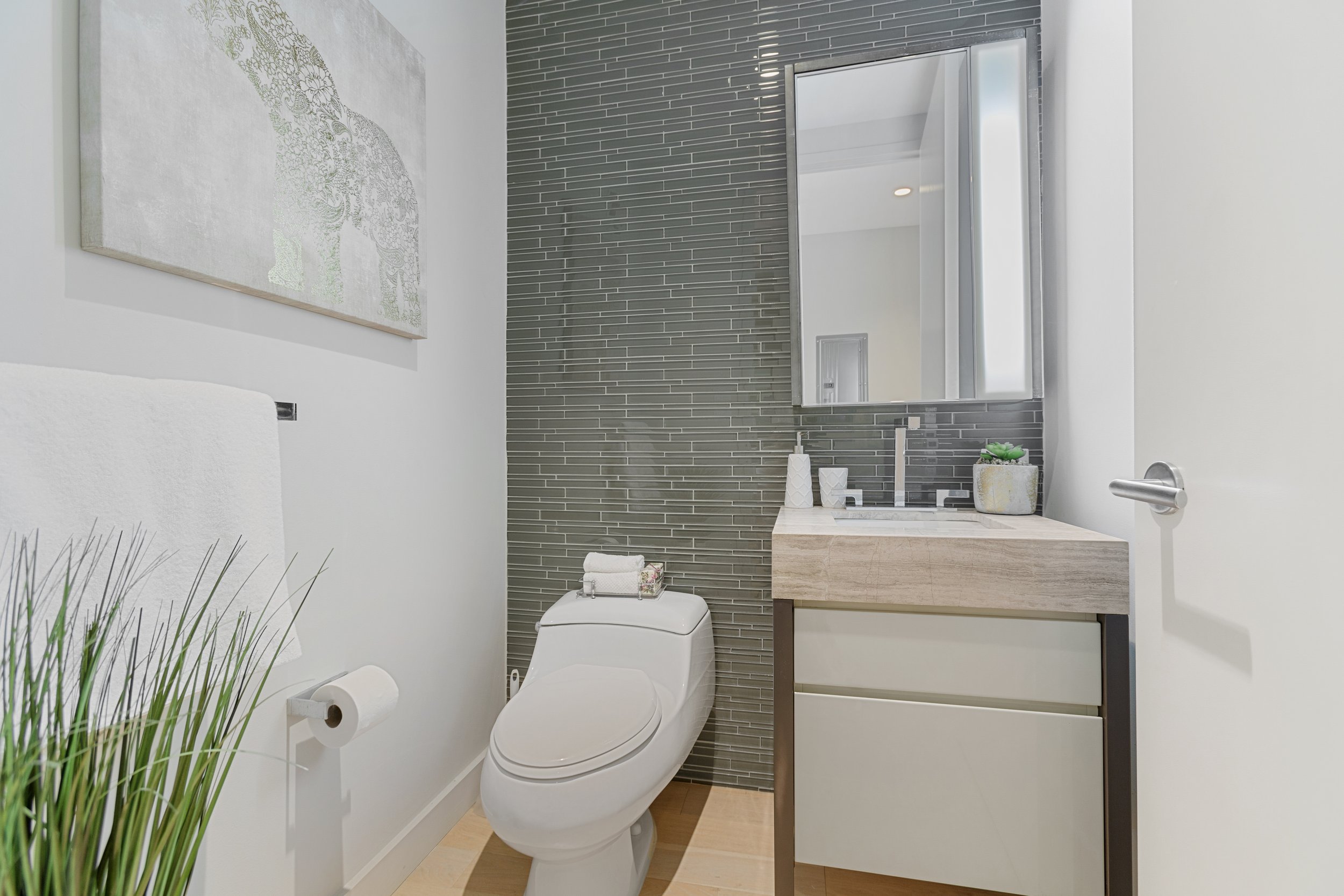 20_75WallStreet_Apt36R_7_HalfBath_HiRes.jpg