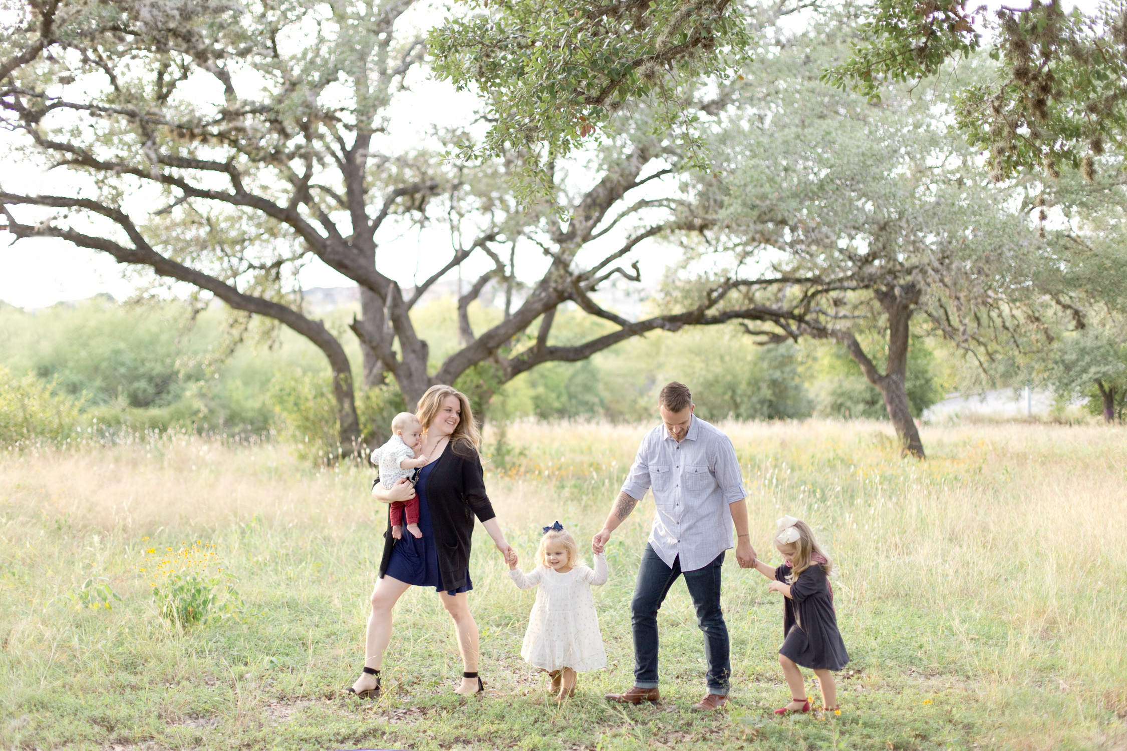 San Antonio Boerne Tx Texas Hill Country Wedding Family Photographer Family Photo Session Pictures