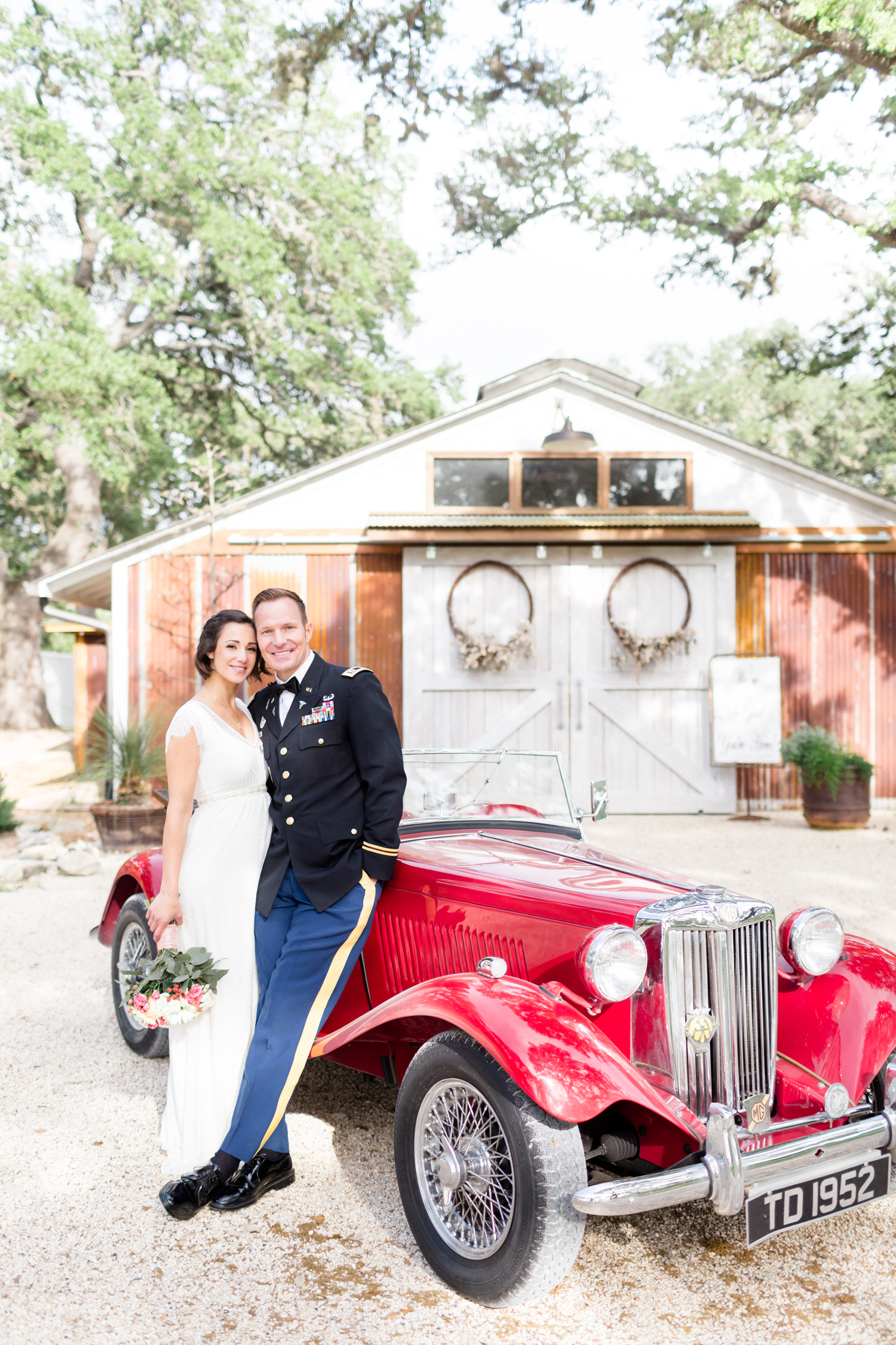 San Antonio Texas Wedding Engagement Photographer Photography Hill Country Oaks At Boerne Spring Wedding San Antonio photographer 41