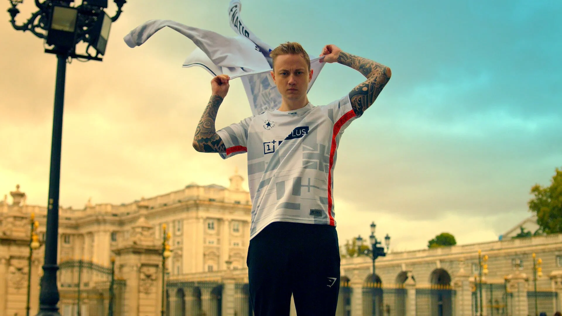 LOL2019_Worlds_QuarterFinal_Tease.mp4_20200207_004009.966.jpg
