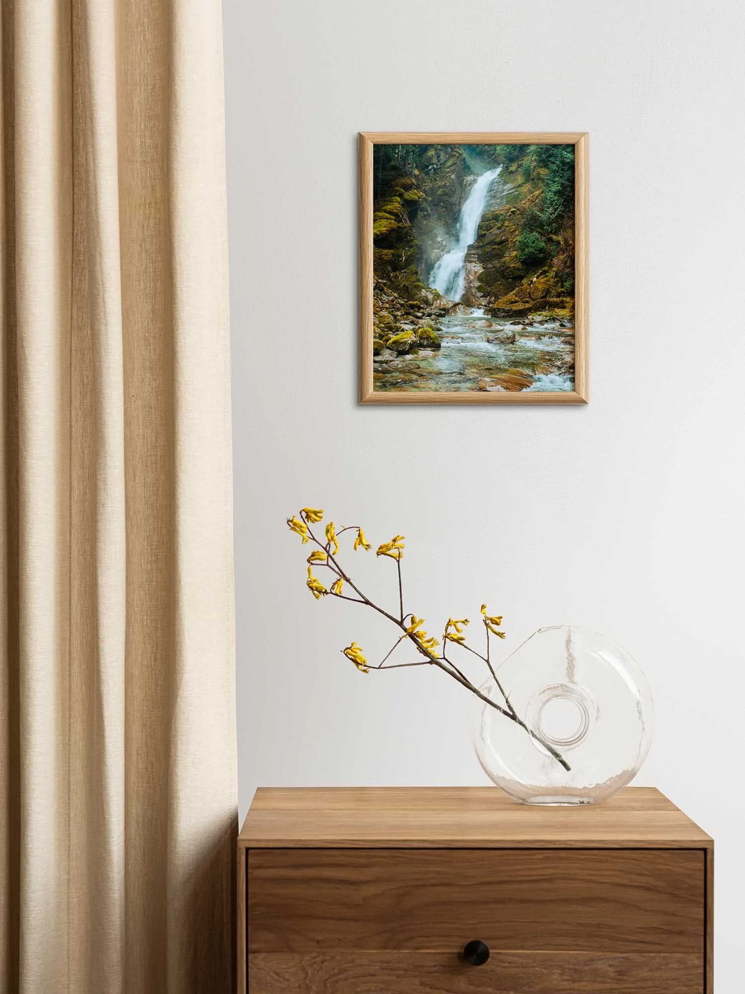 _DSF2944-Enhanced_web - Small_Wall_Mockup_1_webS.jpg