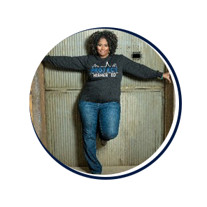 Veleda for Testimonial - circle outline.png