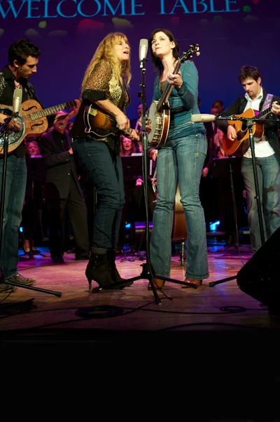 Lee-at-Ryman-4.jpg