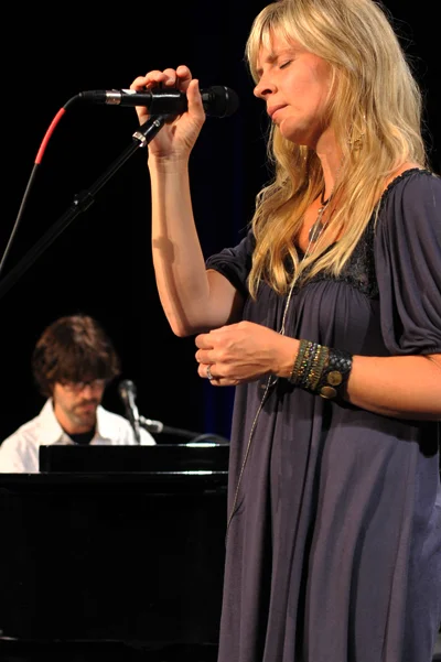 Lee-at-Ryman-4.jpg