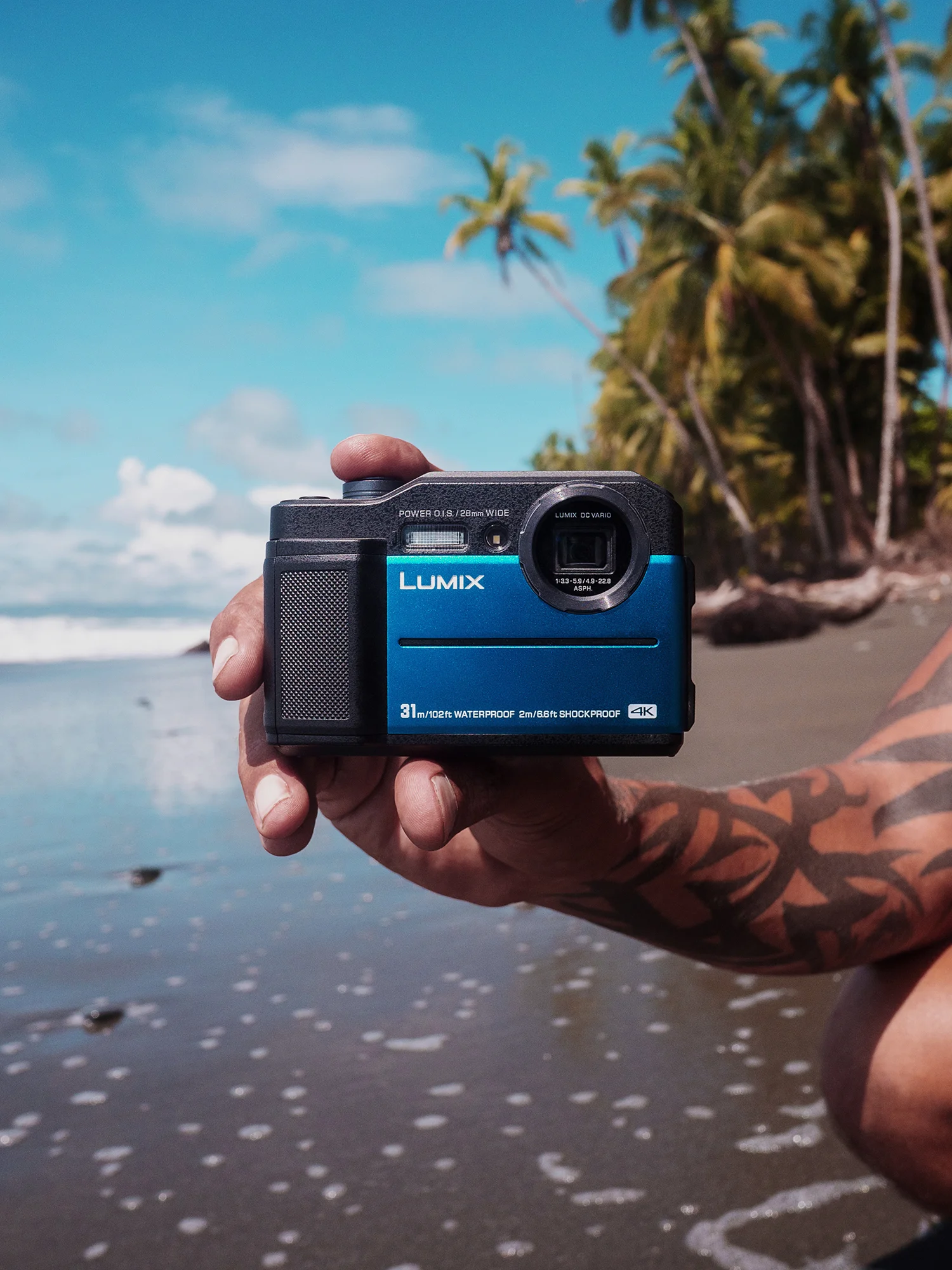 LUMIX-2000.jpg