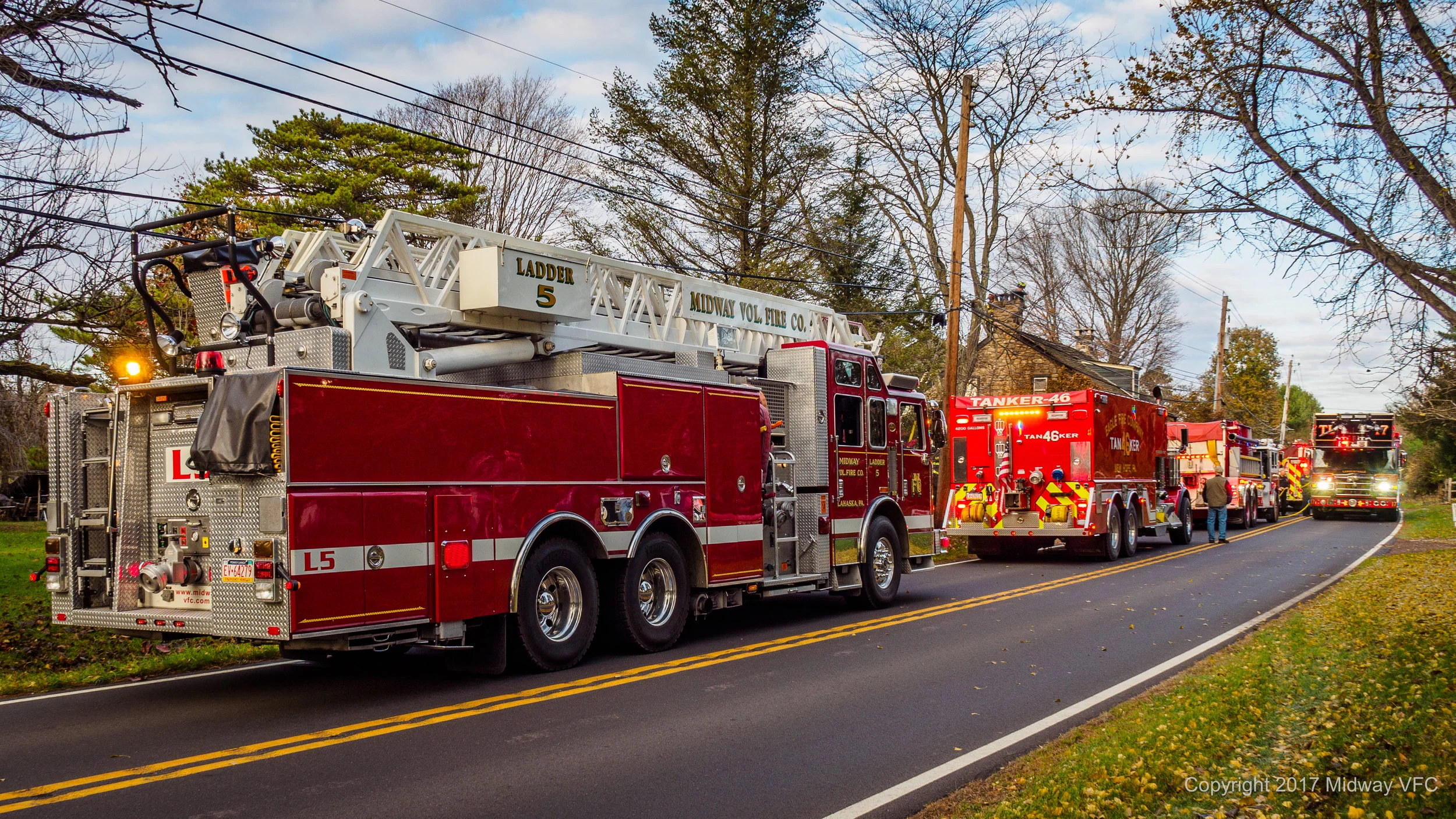 2017.11.14 AT 2:46 PM Midway Volunteer Fire Company provided mutual aid to Eagle Volunteer Fire Company in responding to a chimney fire on Upper York Road in New Hope, PA. There were no reported injuries at the scene. Cause and damage estimates are being determined.