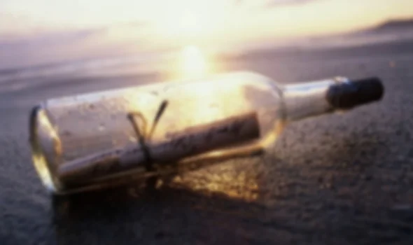 message-in-a-bottle-633134.jpg