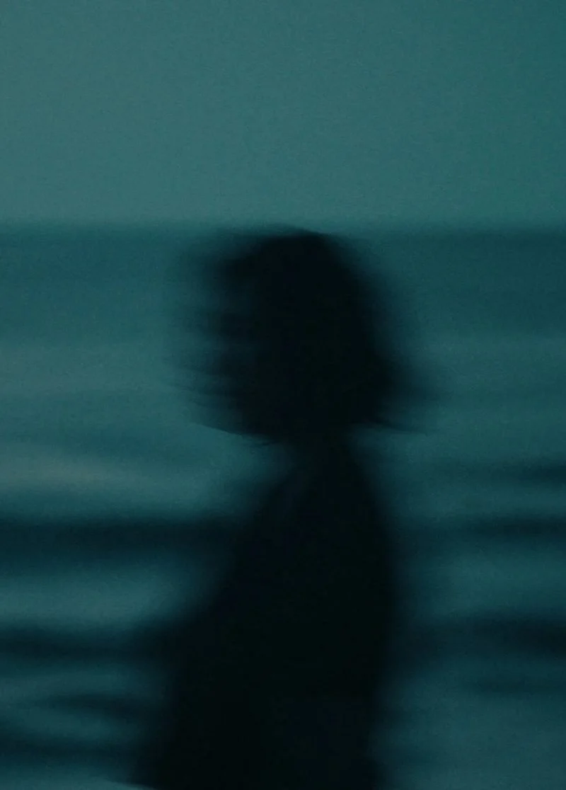 Noir at 3 成員林思妤，海邊的剔影