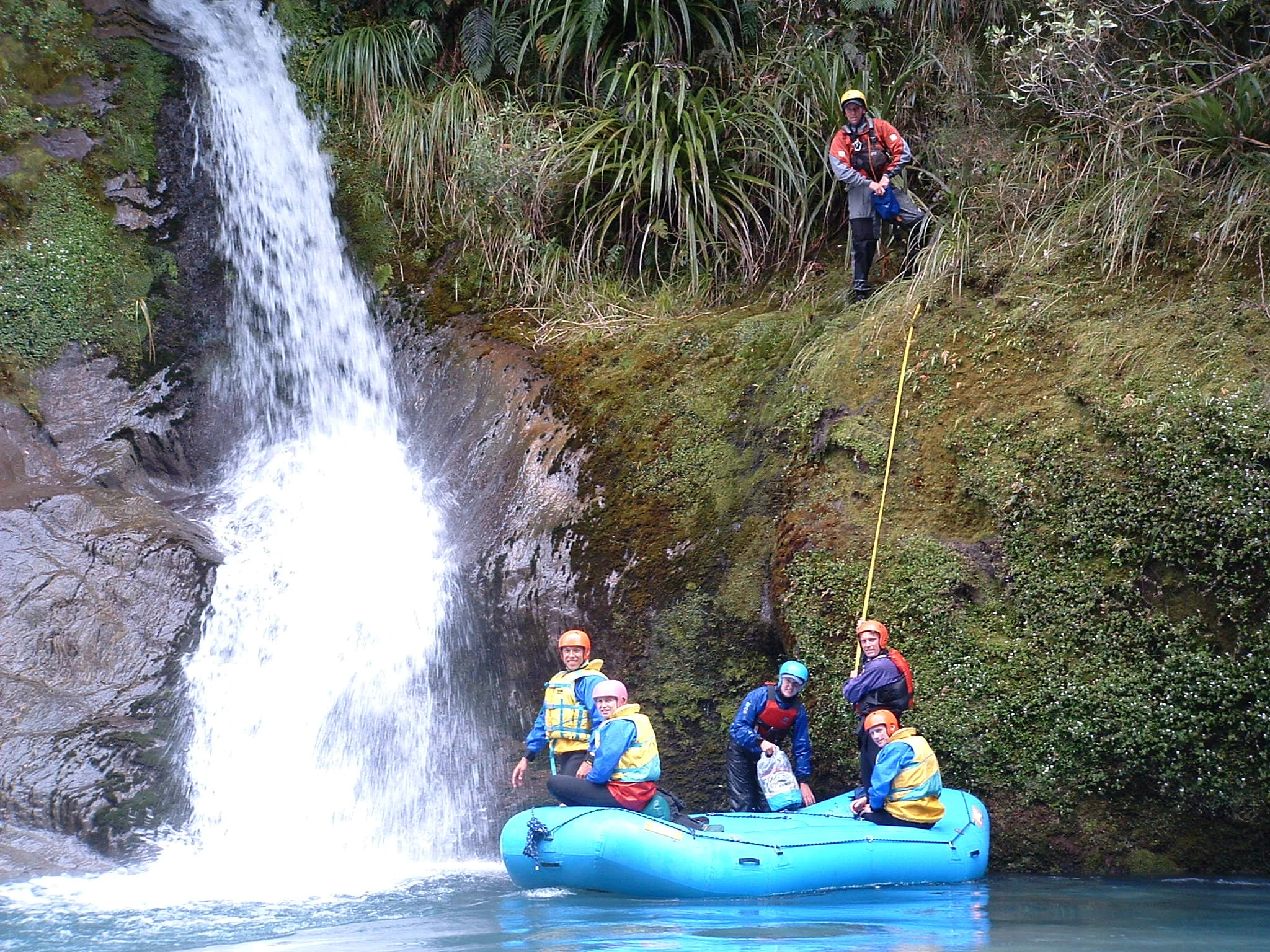 This pic show the short abseil I would send the rafters down to avoid the 6m waterfall into the cesspit. From this pool a 400m long grade 5 rapid awaits...