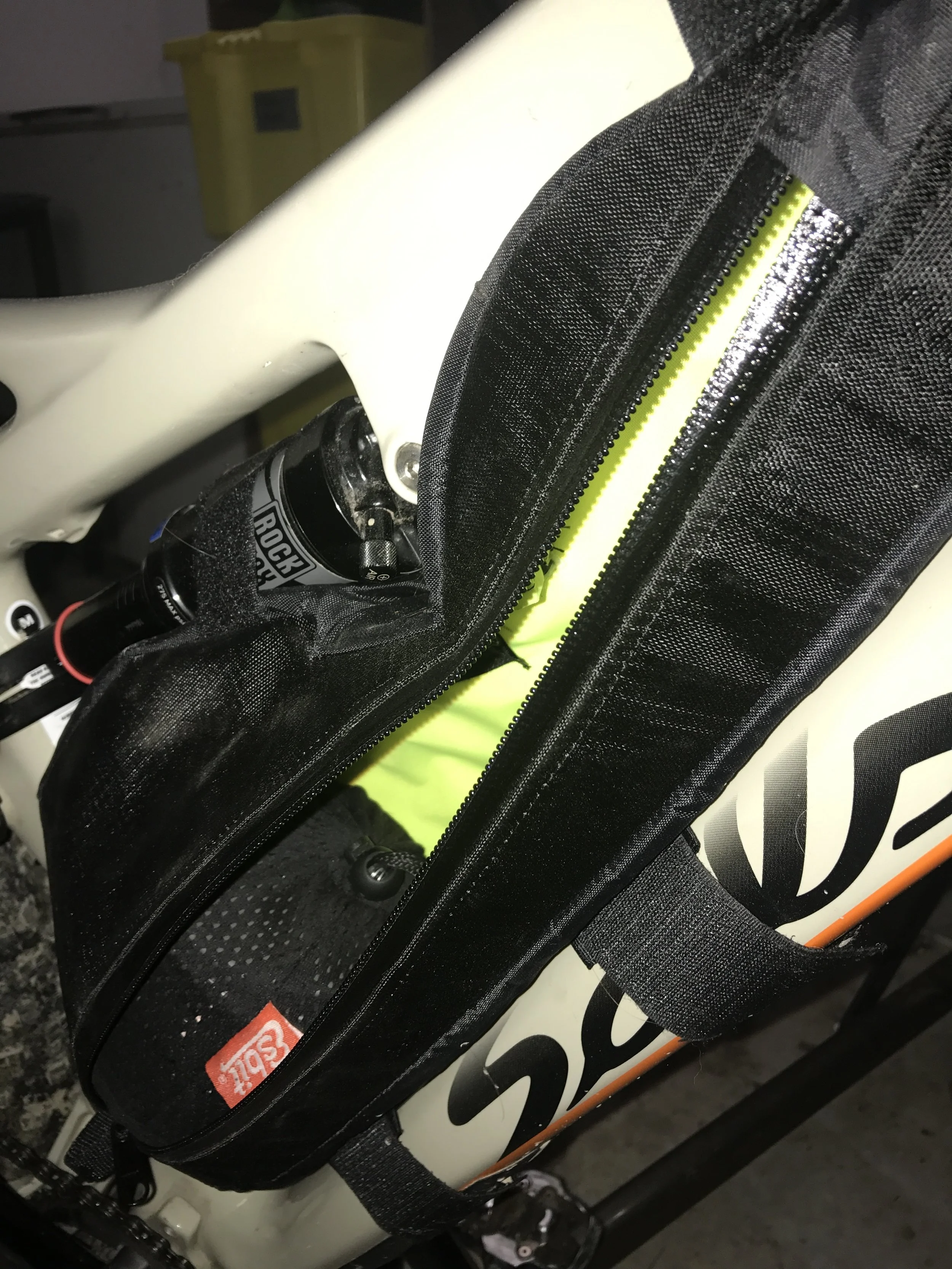 dirtbag.utility.co Custom Frame bag — Deane Parker