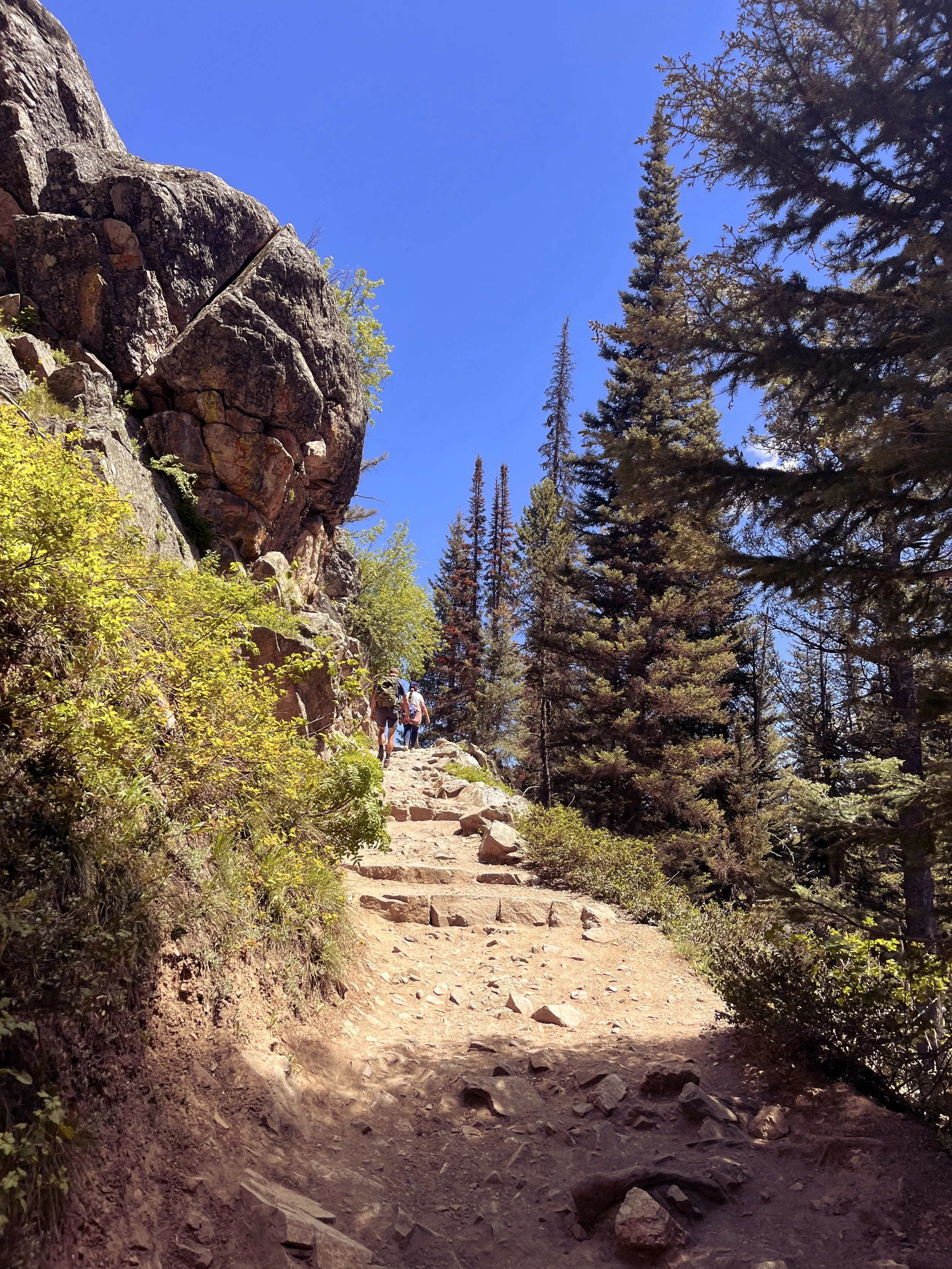 Trail up to Inspiration Point.jpeg