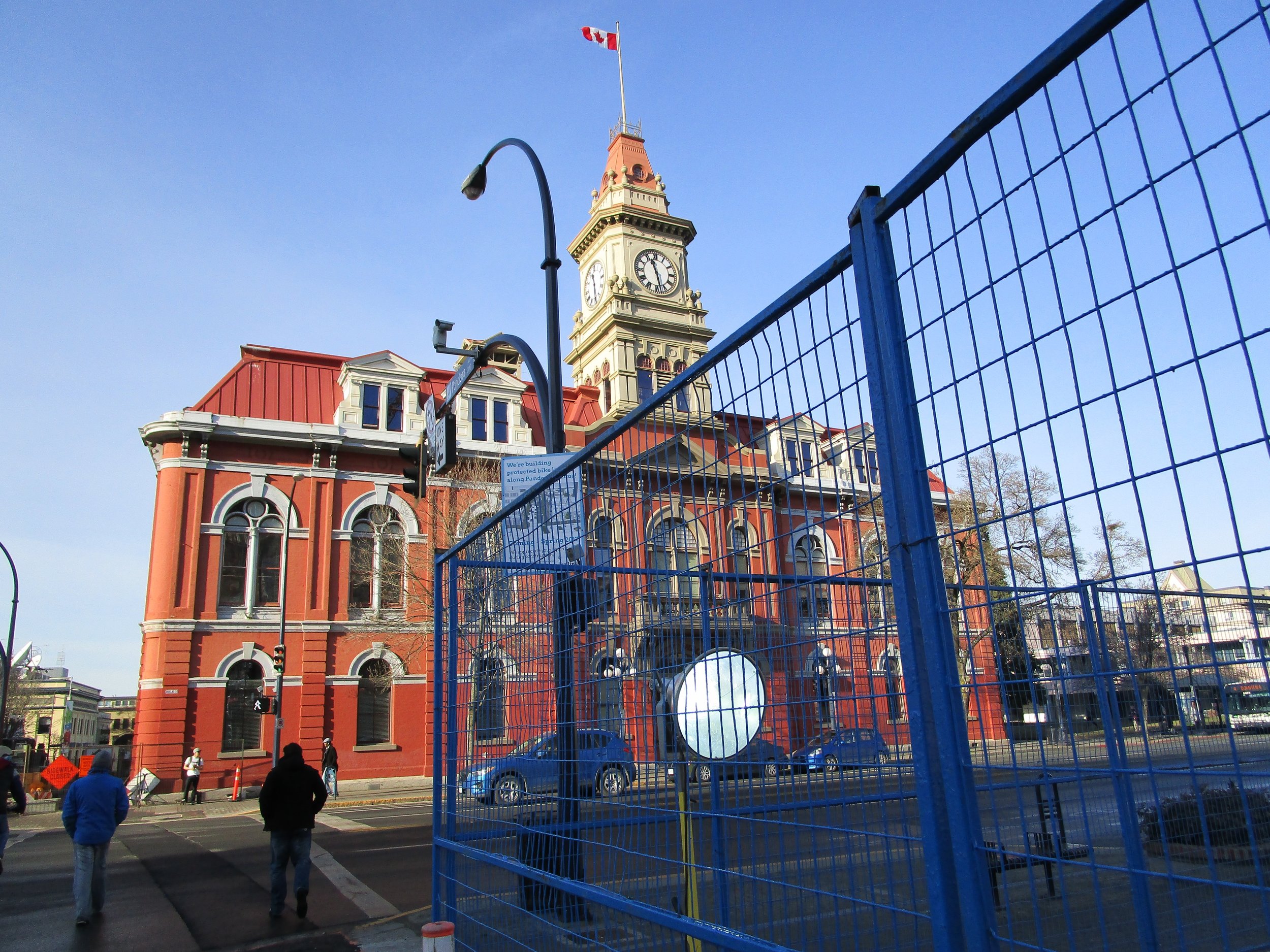 Fencing around the Douglas and Pandora development.