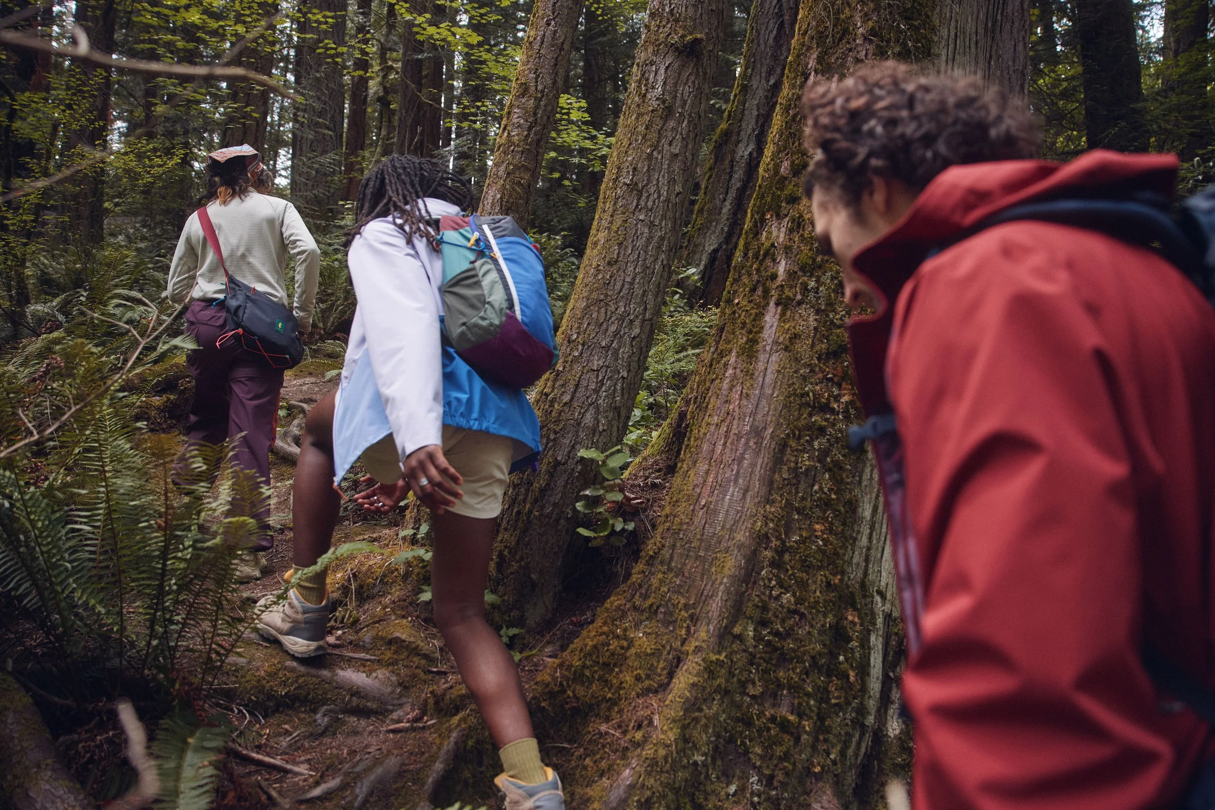 l-f26-wa-bouldering-afternoon-watcom falls-waterfall-hike-mid-layer-outer-layer-3162.jpg
