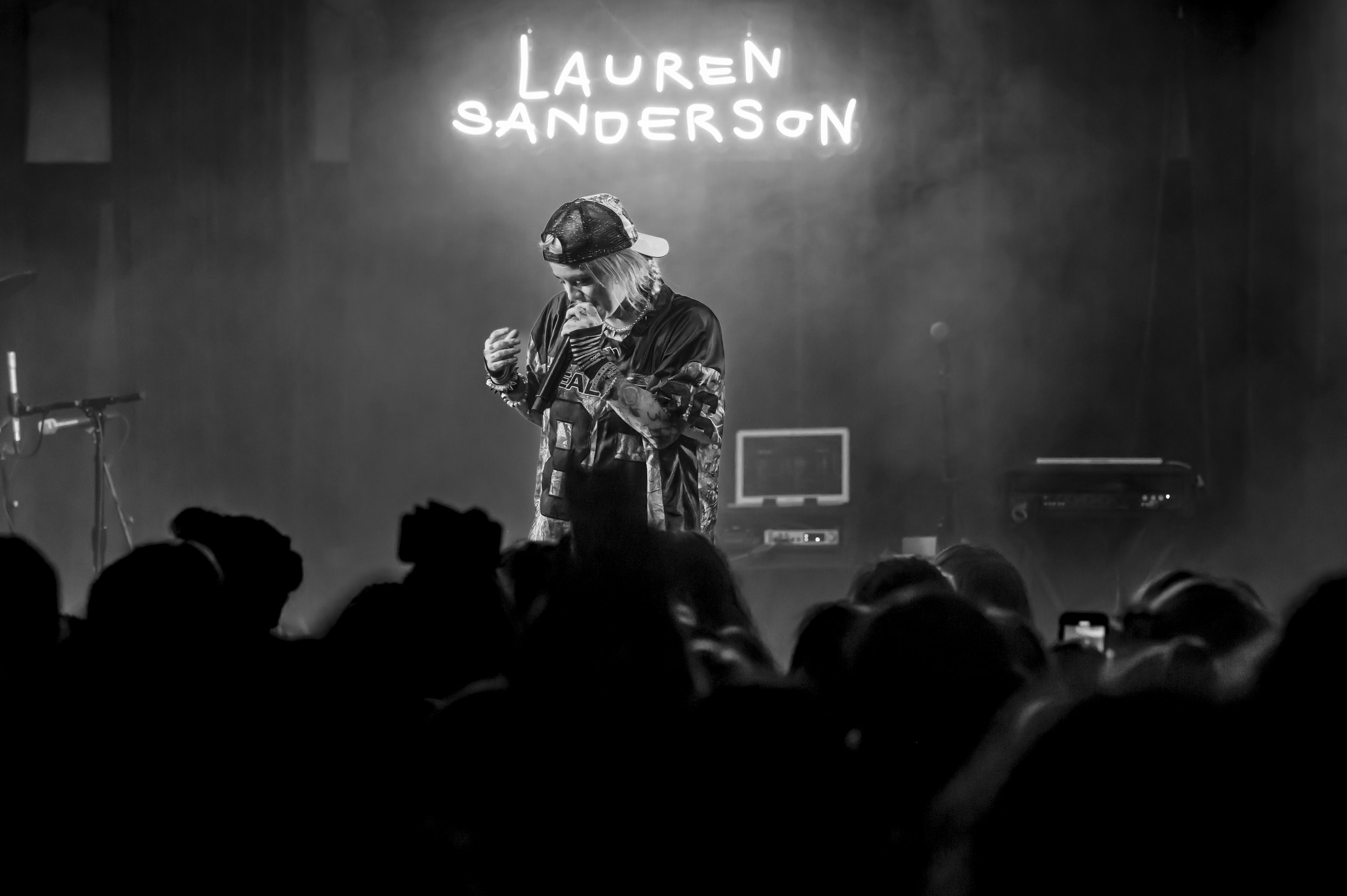 Lauren Sanderson Deluxe 10.4.23