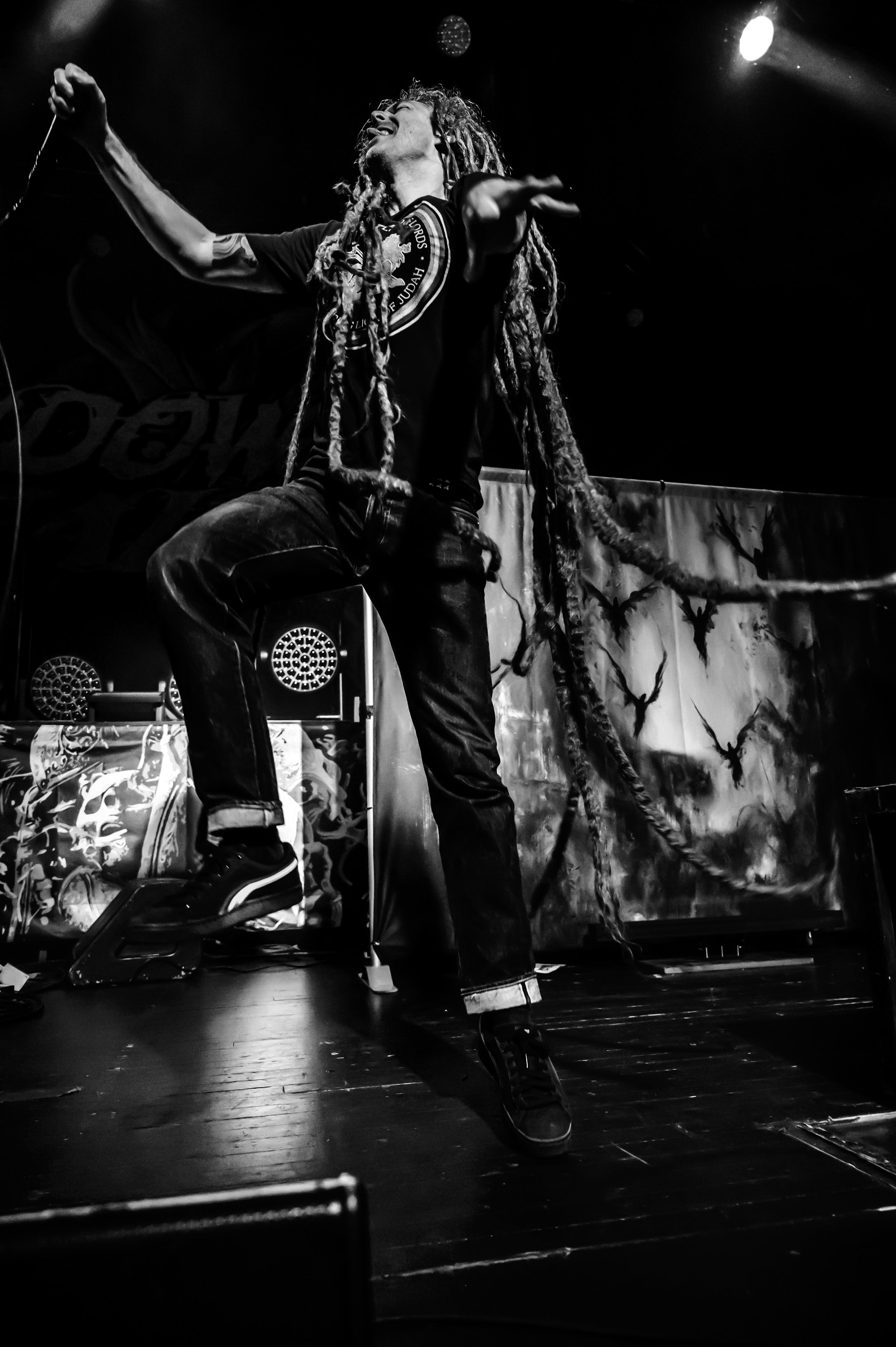Shadows Fall_0030_24-70_03.jpg