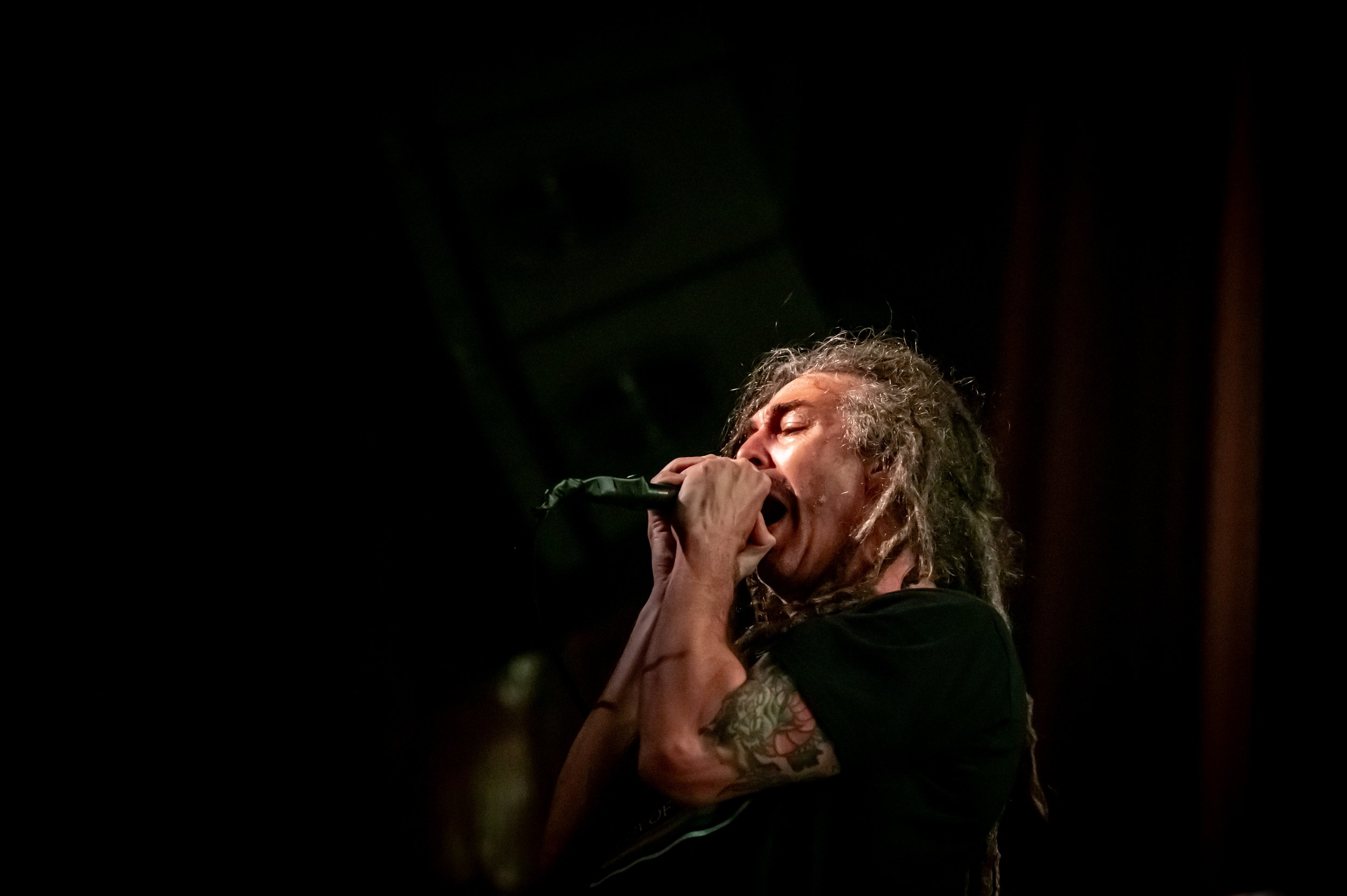Shadows Fall_0069_70-200.jpg