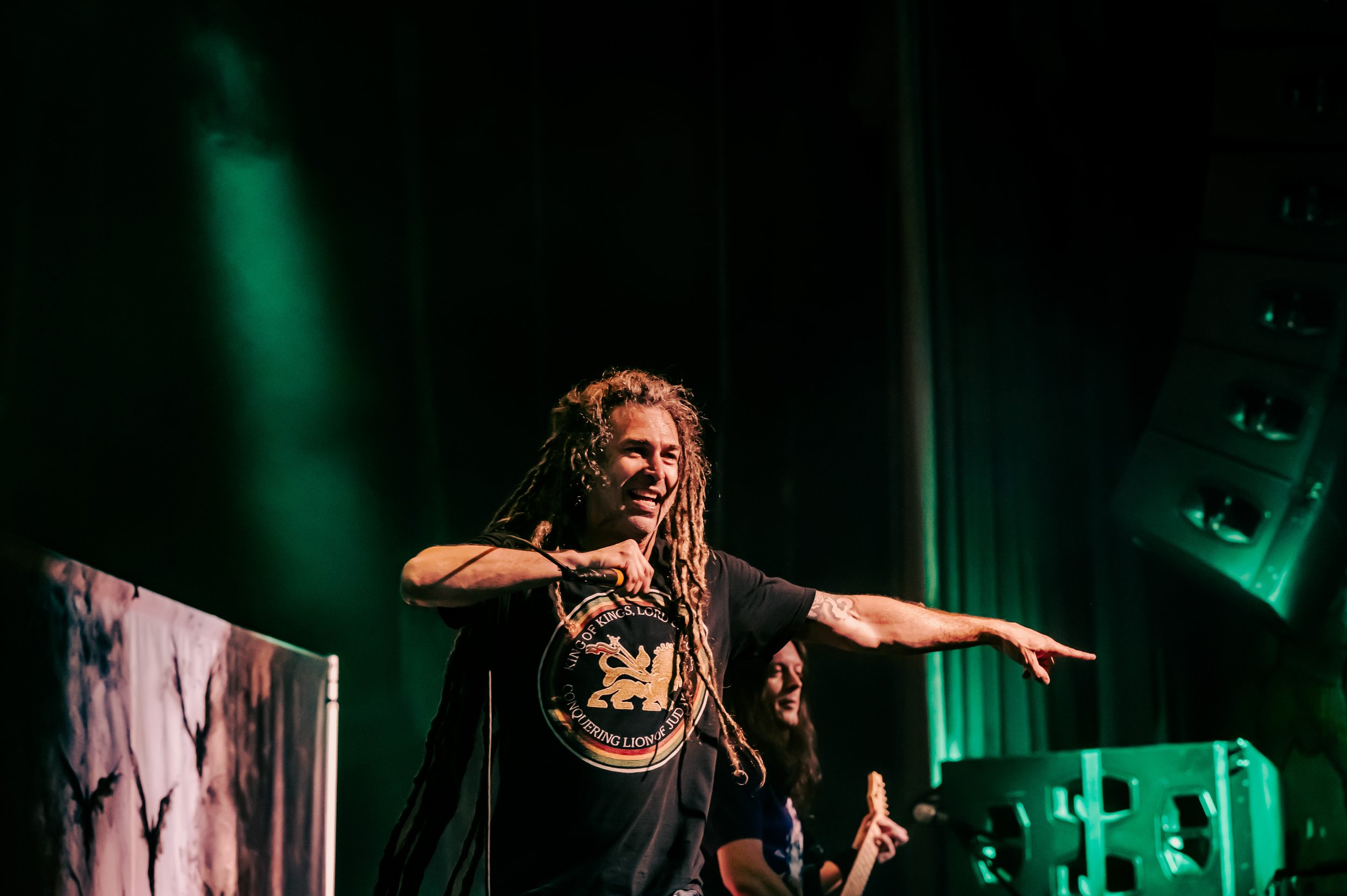 Shadows Fall_0155_70-200.jpg