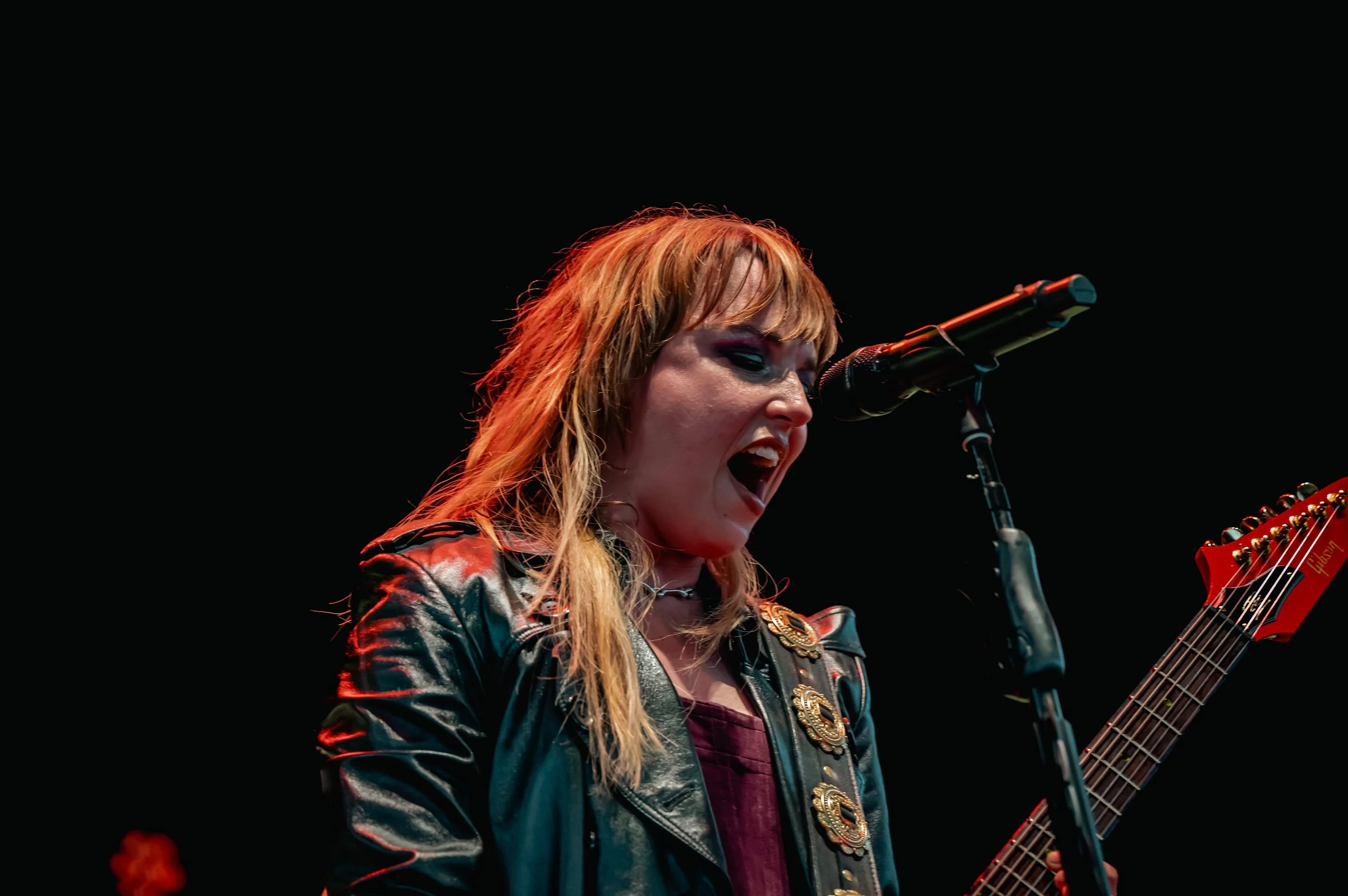 Halestorm_0243_70-200.jpg