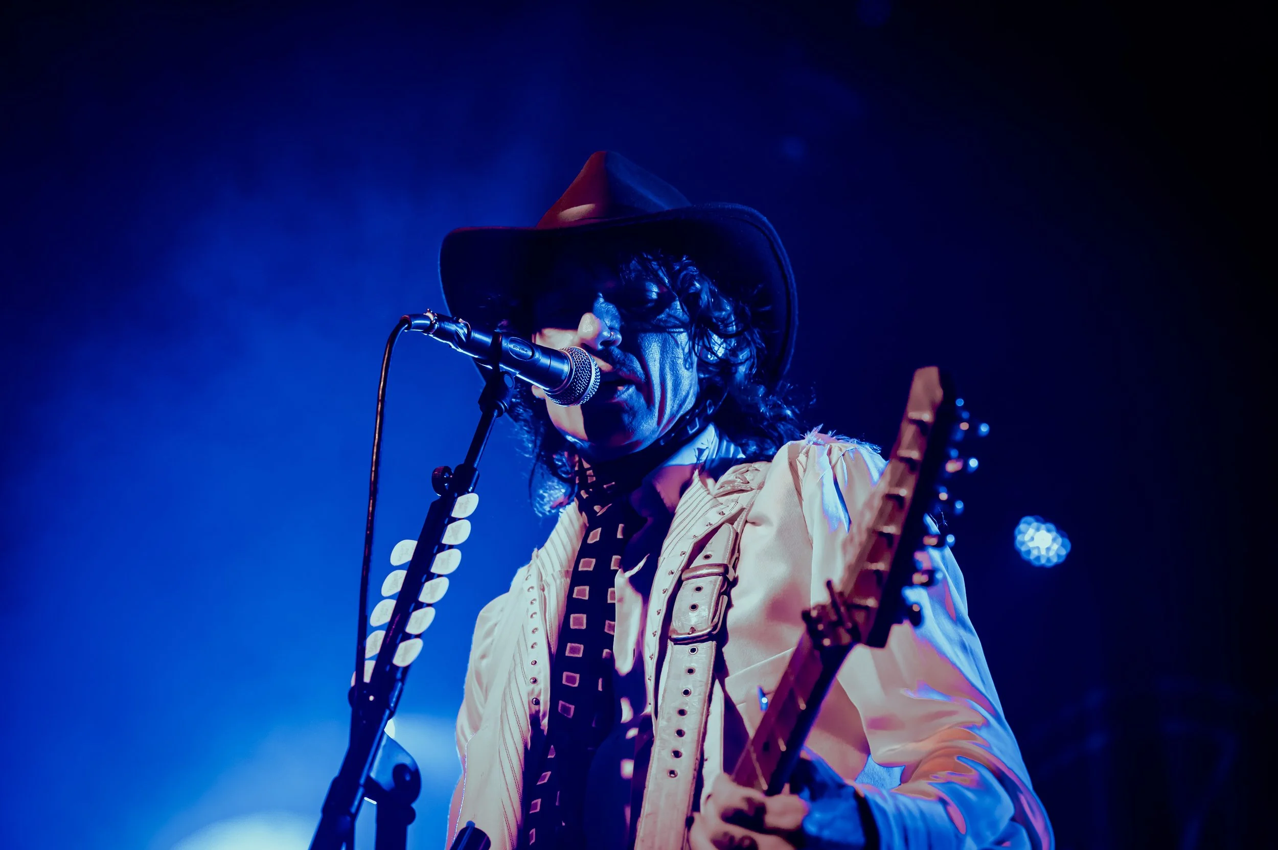The Darkness_0081_70-200_01.jpg