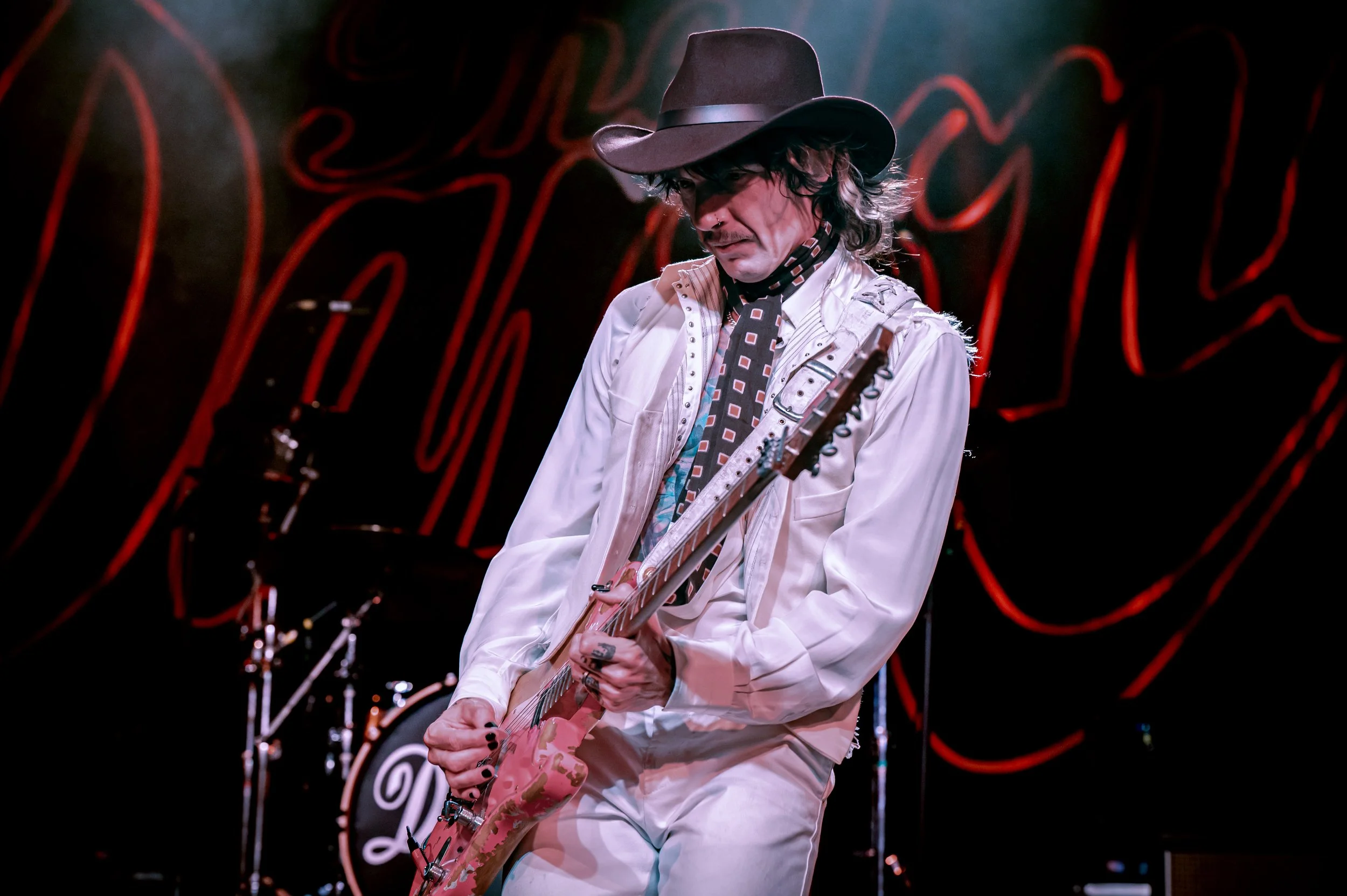 The Darkness_0116_70-200_01.jpg