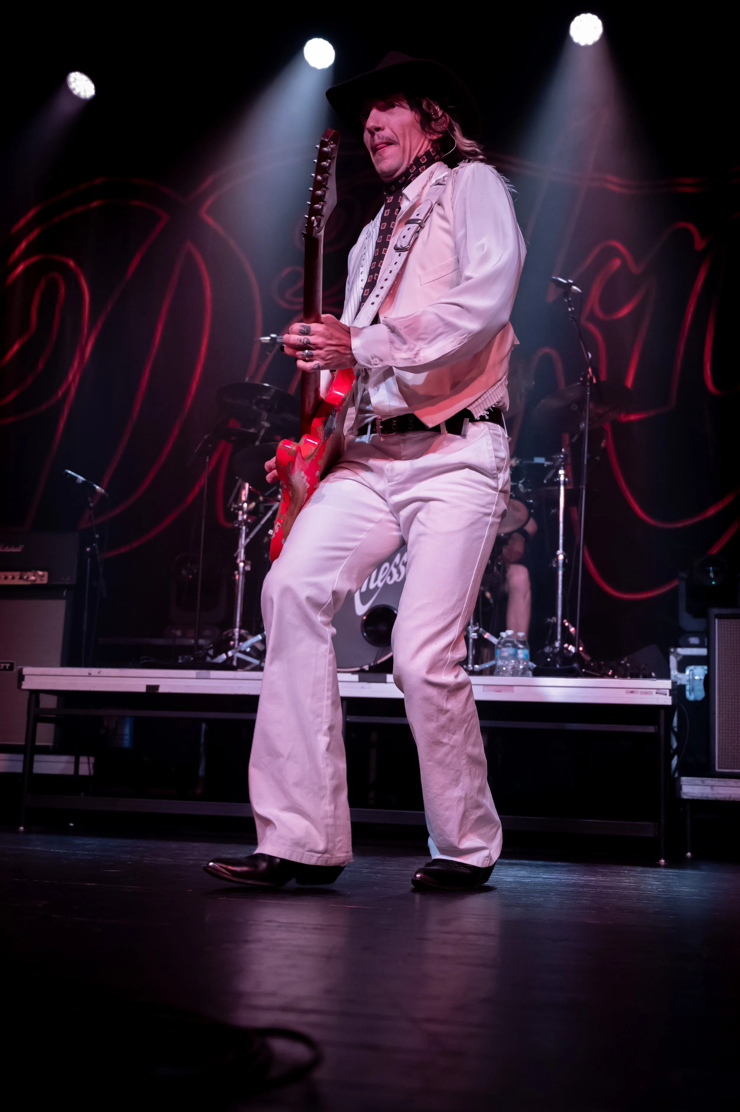 The Darkness_0132_24-70_01.jpg
