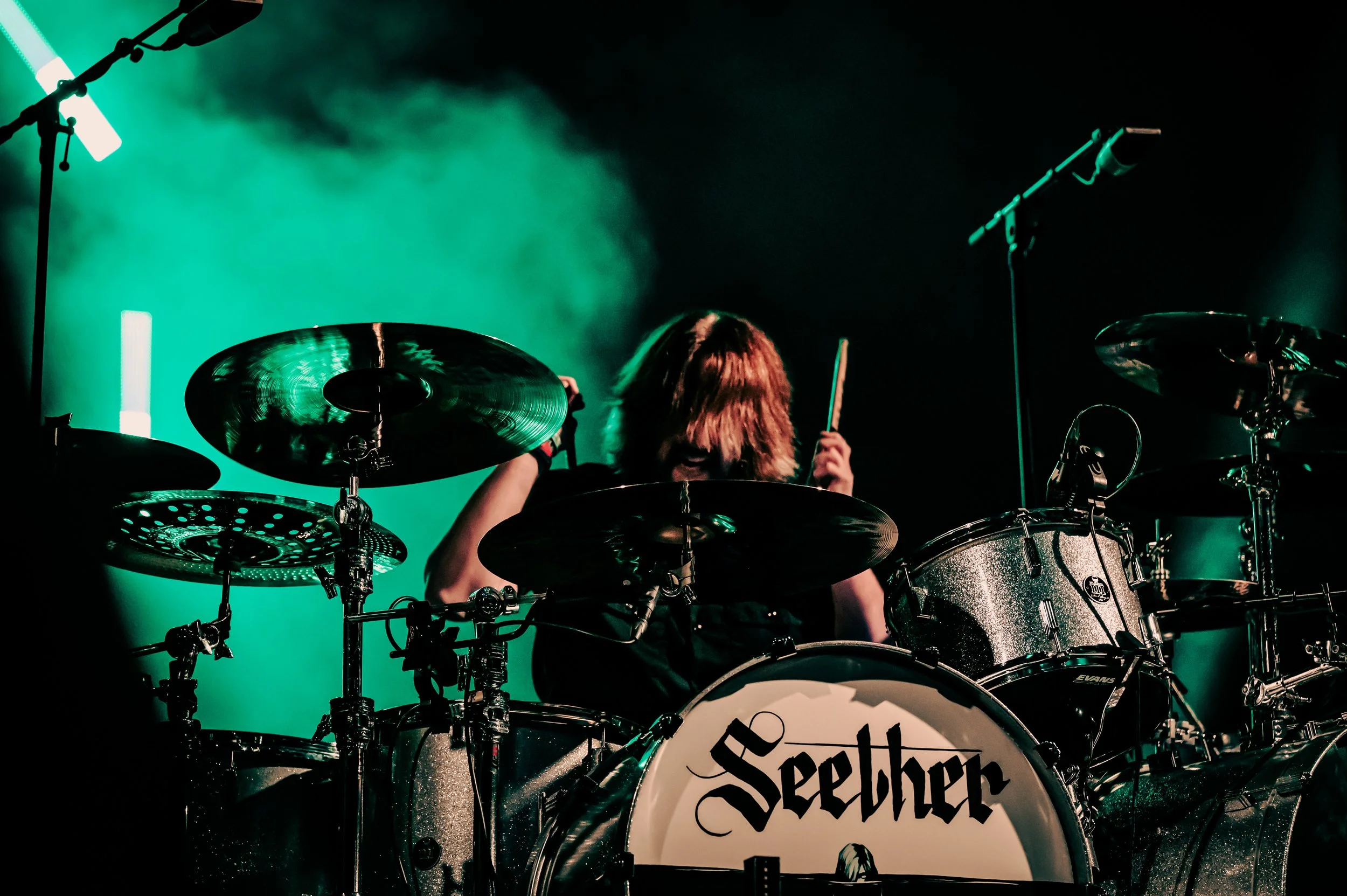 Seether_0055-70-200.jpg