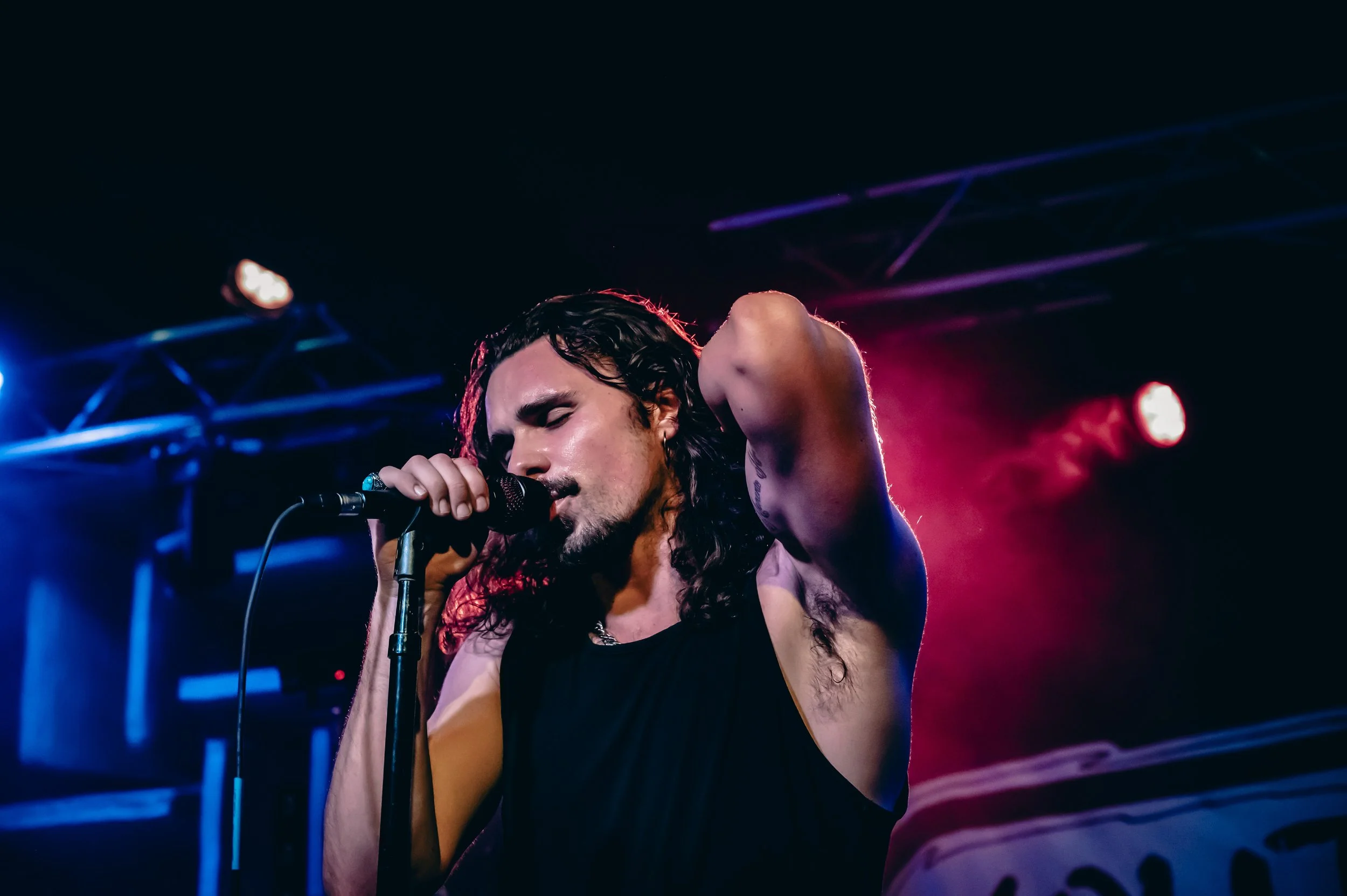 Luchiano 1.31.26 Hi-Fi