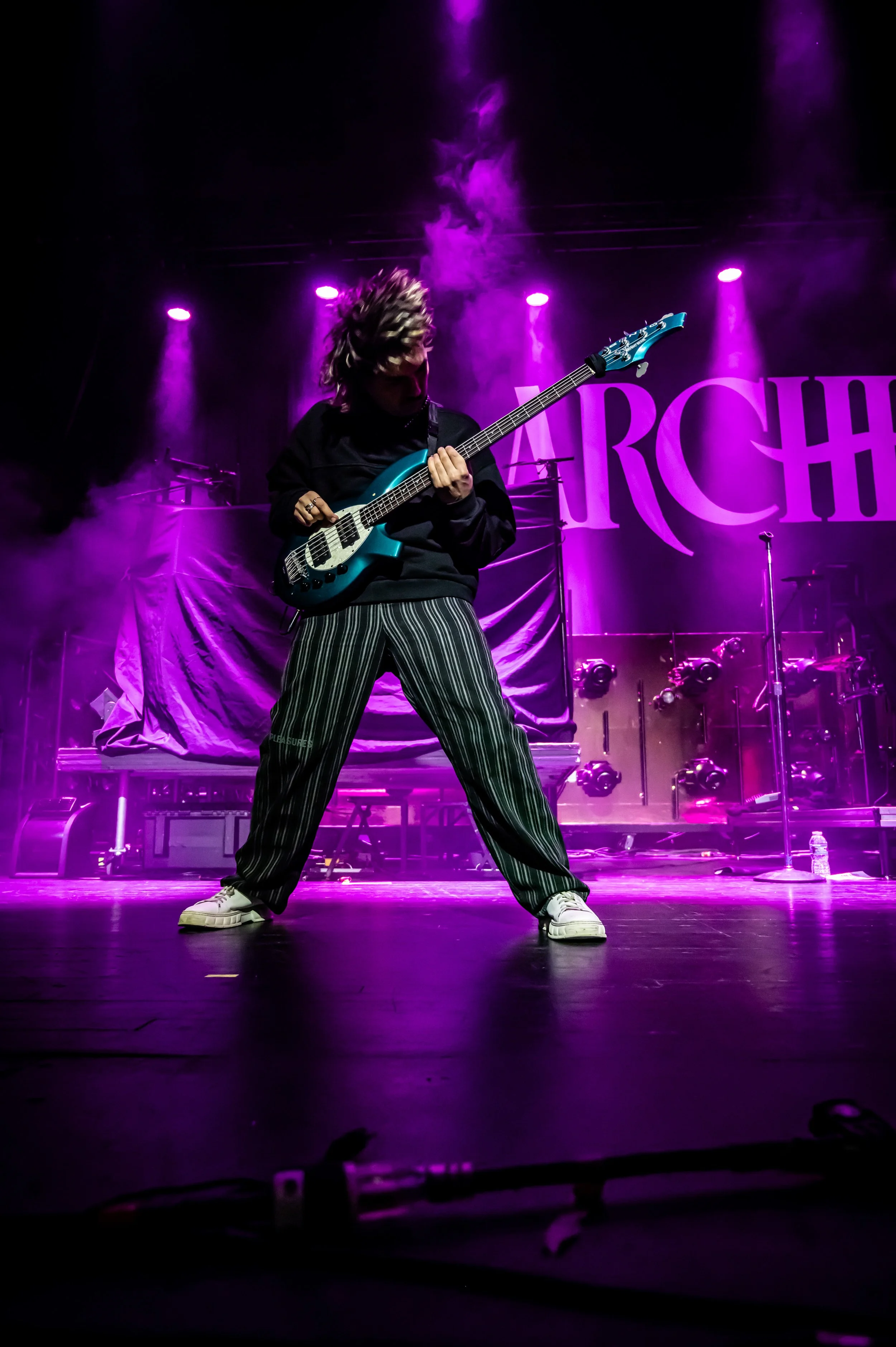 Archers_0003_24-70.jpg